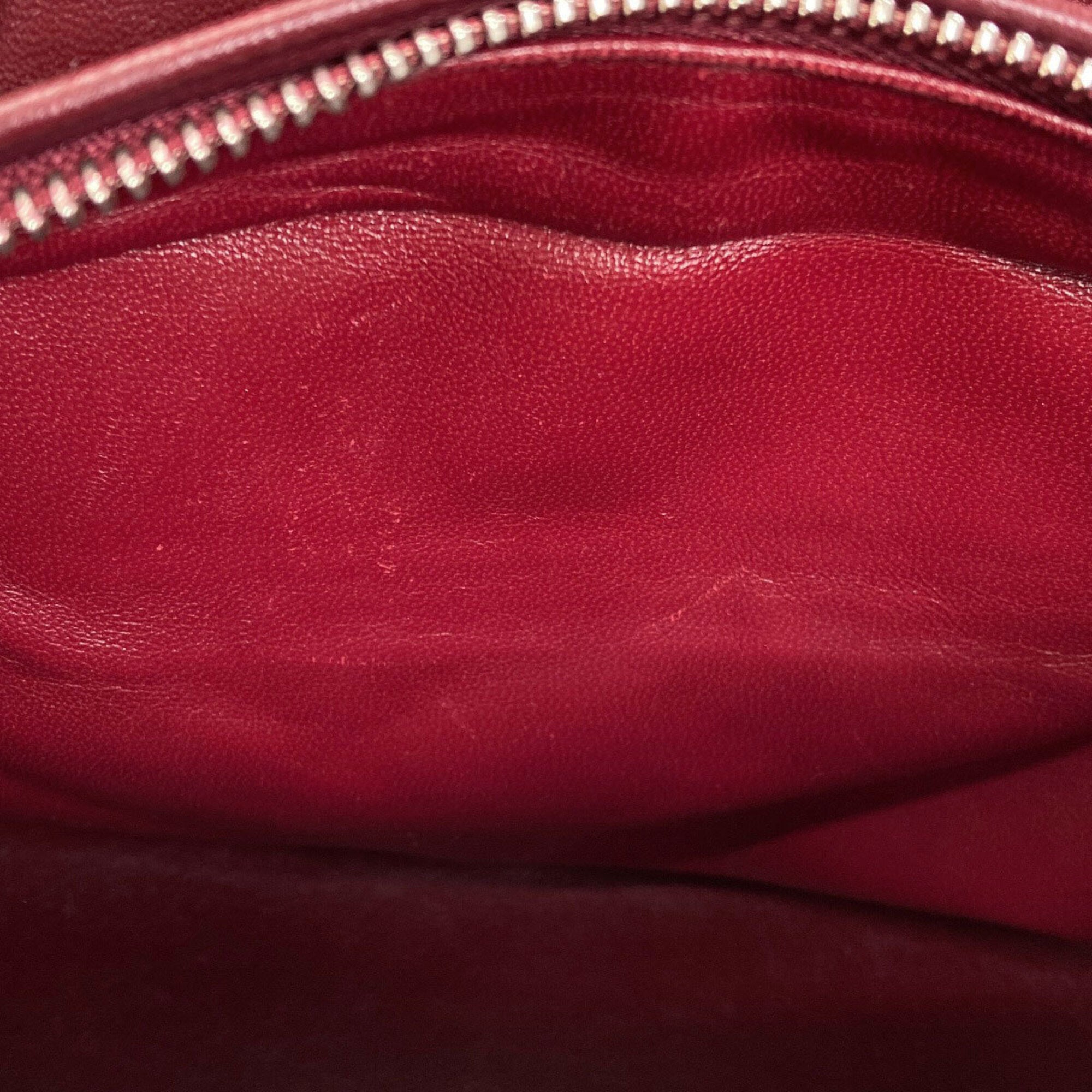 Christian Dior Lady Dior Red Color Leather Handbag (Pre-Owned)