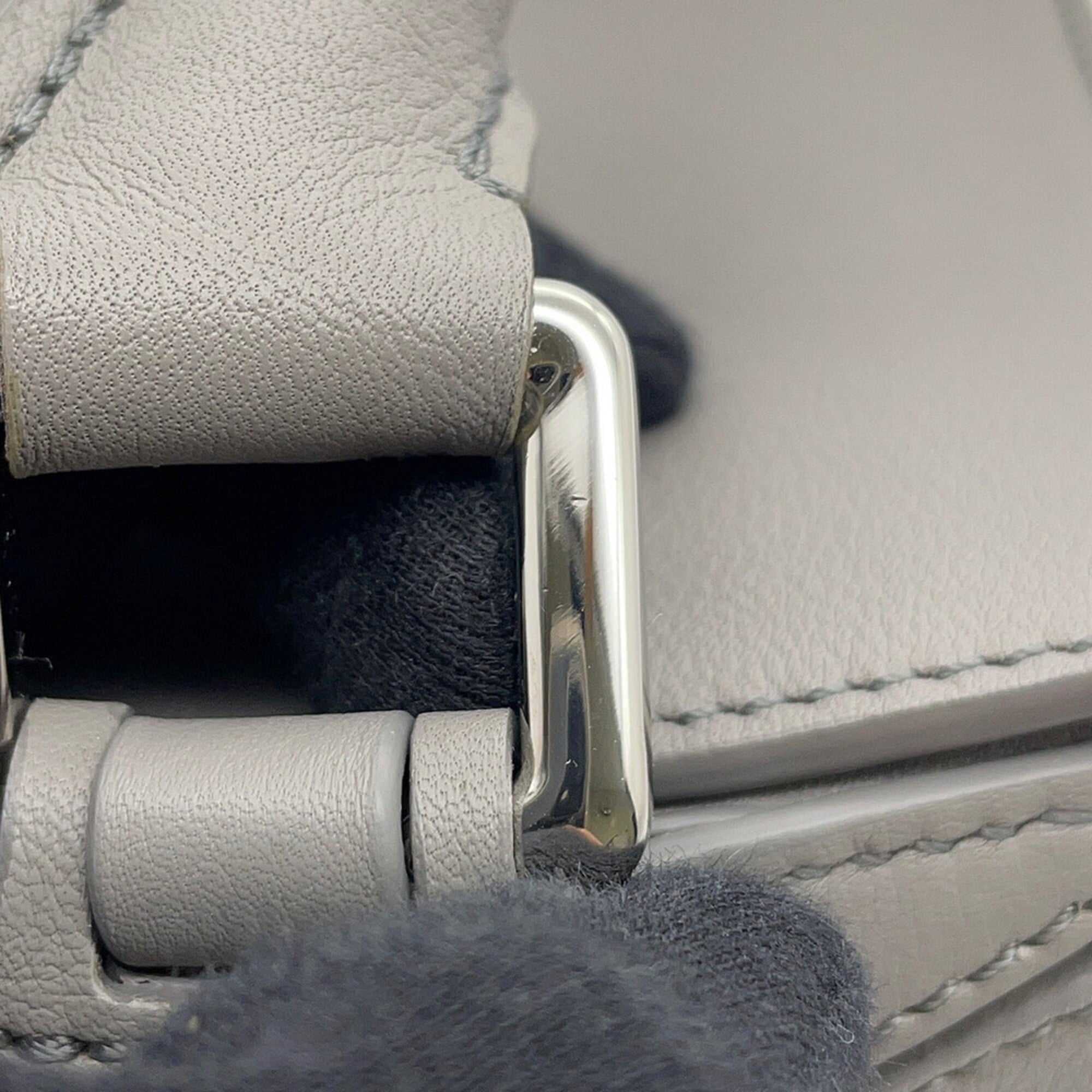 Loewe Puzzle Gray Leather Handbag Shoulder Bag (Pre-Owned)