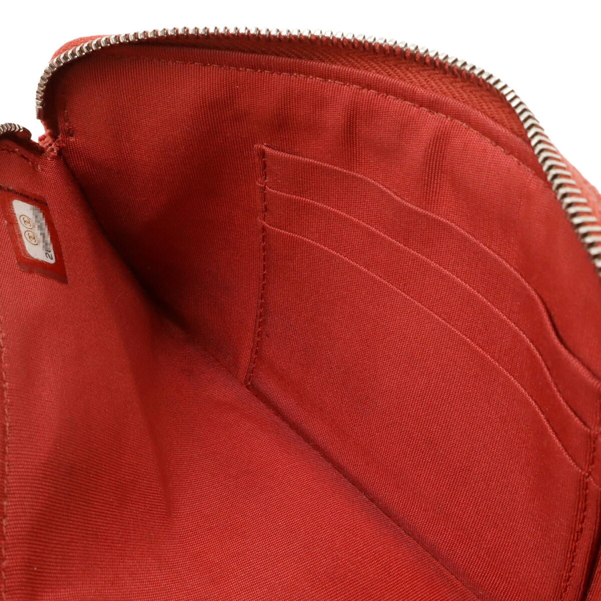 Chanel Pink Red Leather Pochette Shoulder Bag (Pre-Owned)