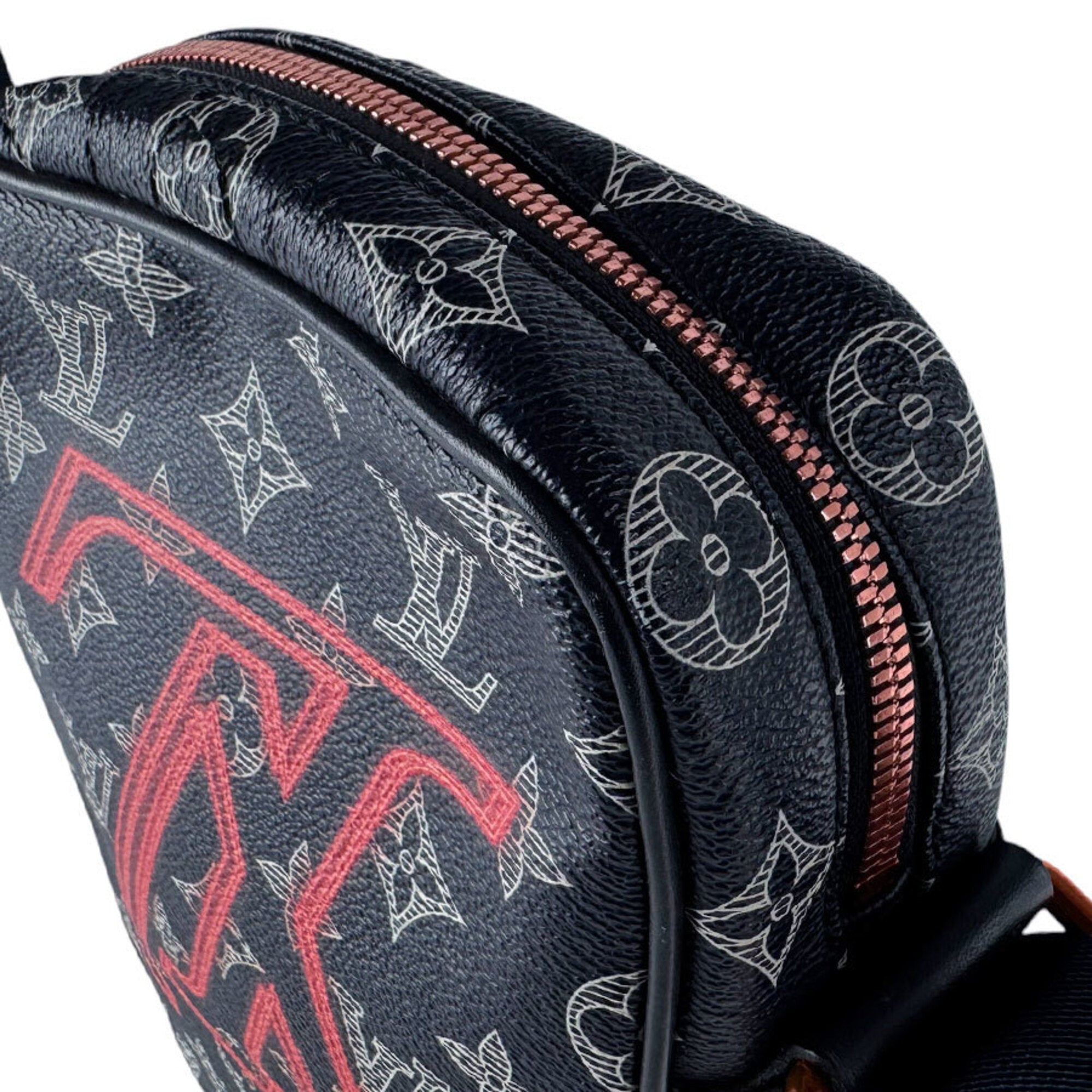 Louis Vuitton Navy Shoulder Bag (Pre-Owned)