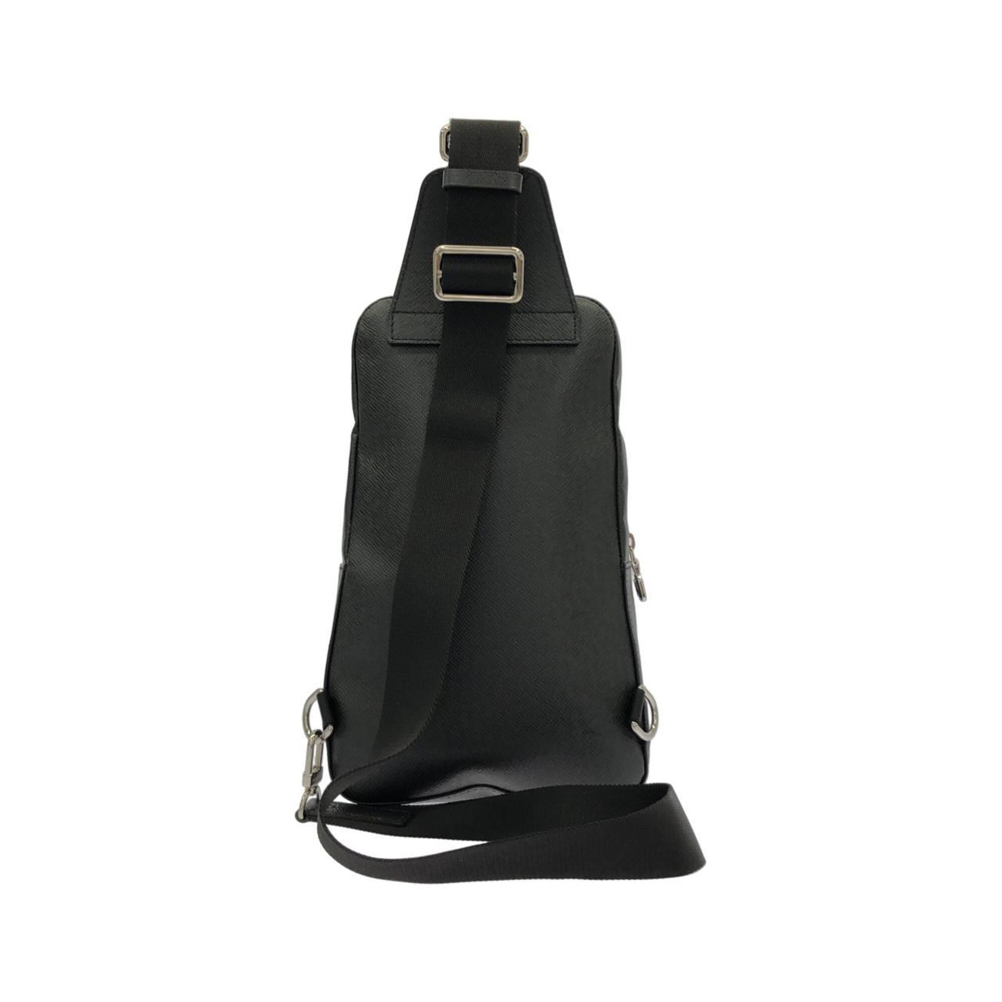 Louis Vuitton Taiga Black Leather Handbag (Pre-Owned)