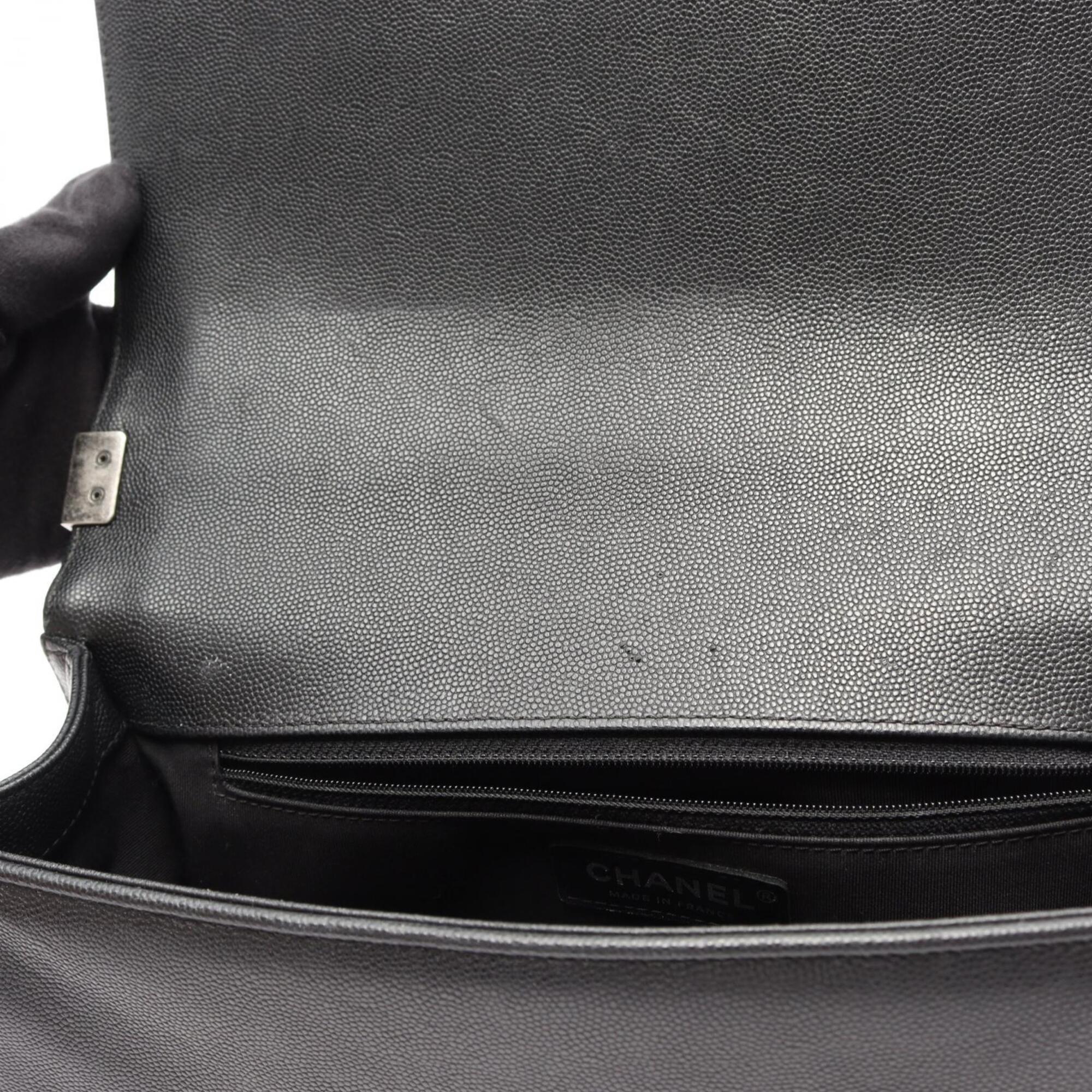 Chanel Black Grained Calfskin Handbag Shoulder Bag (Pre-Owned)
