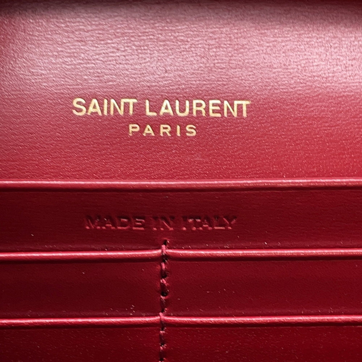 Yves Saint Laurent Red Color Leather Chain/Shoulder Wallet (Pre-Owned)