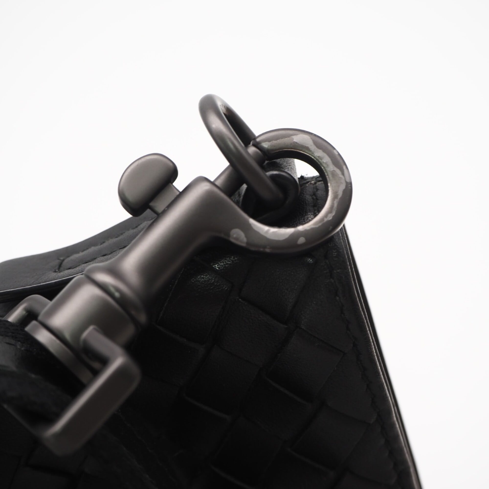 Bottega Veneta Intrecciato Black Leather Shoulder Bag (Pre-Owned)