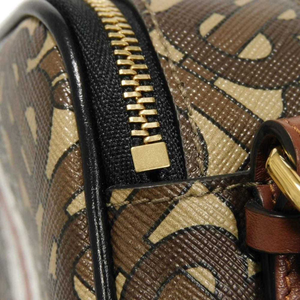 Burberry Brown Canvas Shoulder Bag (Pre-Owned)