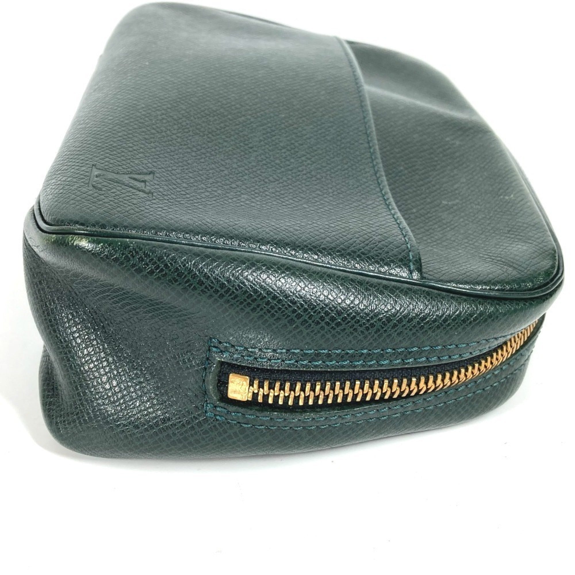 Louis Vuitton Episea Green Taiga Leather Clutch Bag Pouch (Pre-Owned)