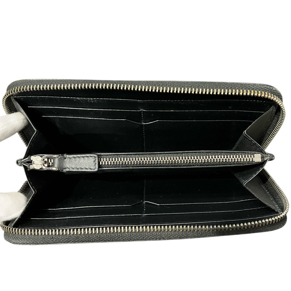 Bvlgari Black Leather Long Wallet (Bi-Fold) (Pre-Owned)