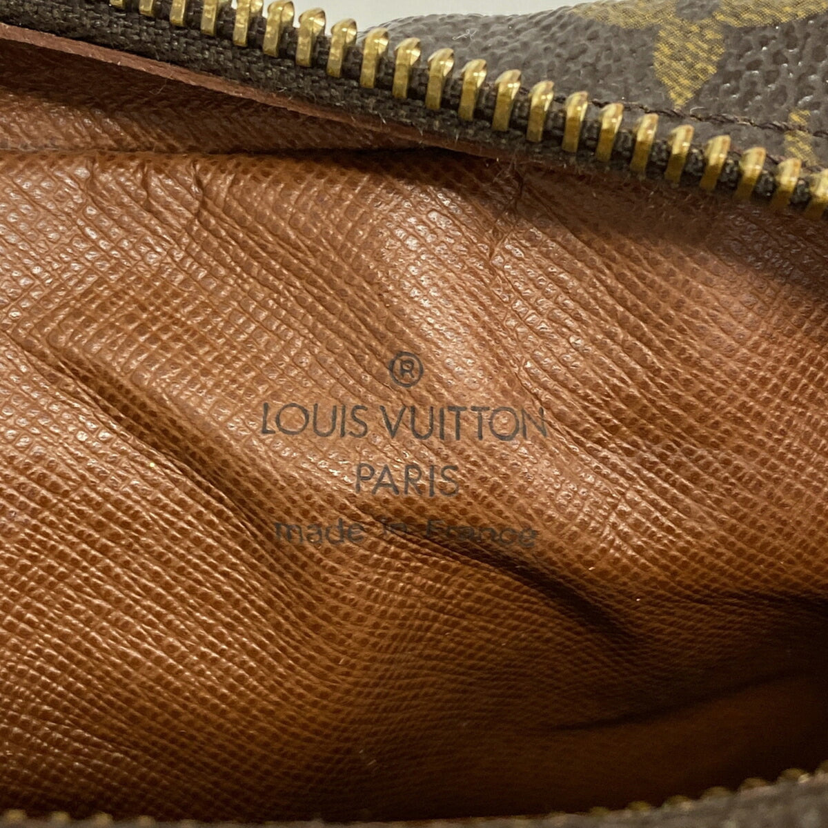 Louis Vuitton Brown Shoulder Bag (Pre-Owned)