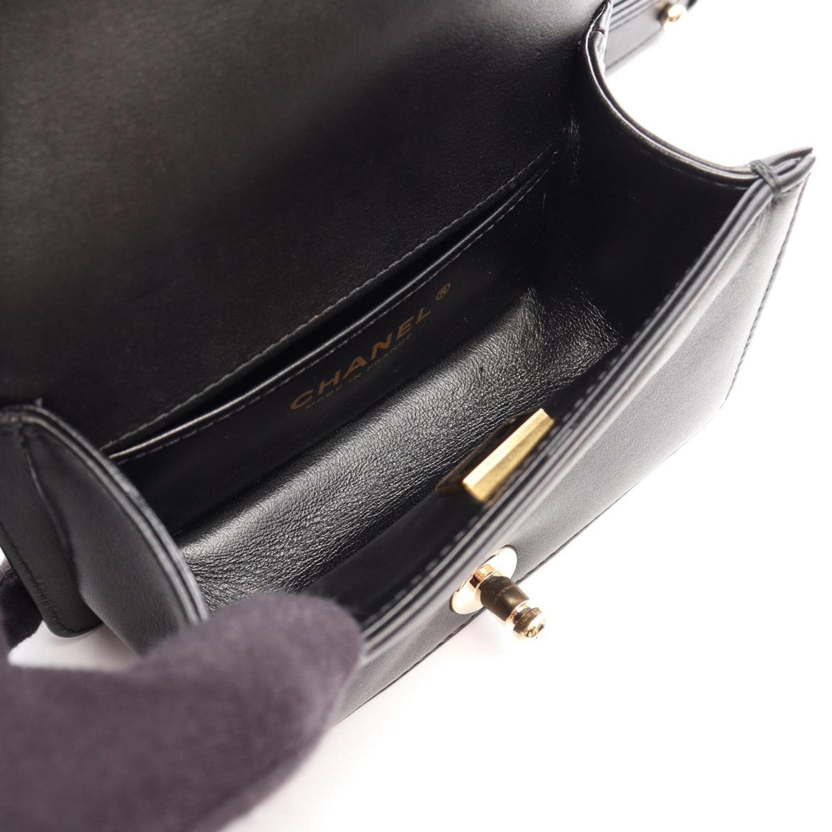 Chanel Black Leather Handbag Shoulder Bag (Pre-Owned)