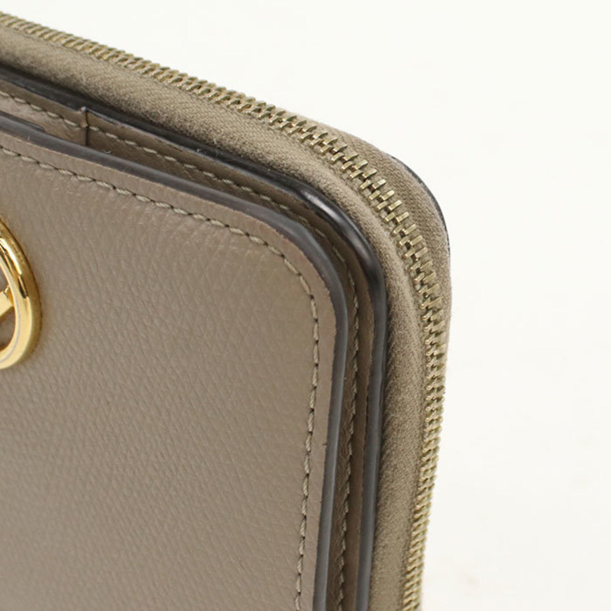 Fendi Beige Leather Wallet (Bi-Fold) (Pre-Owned)