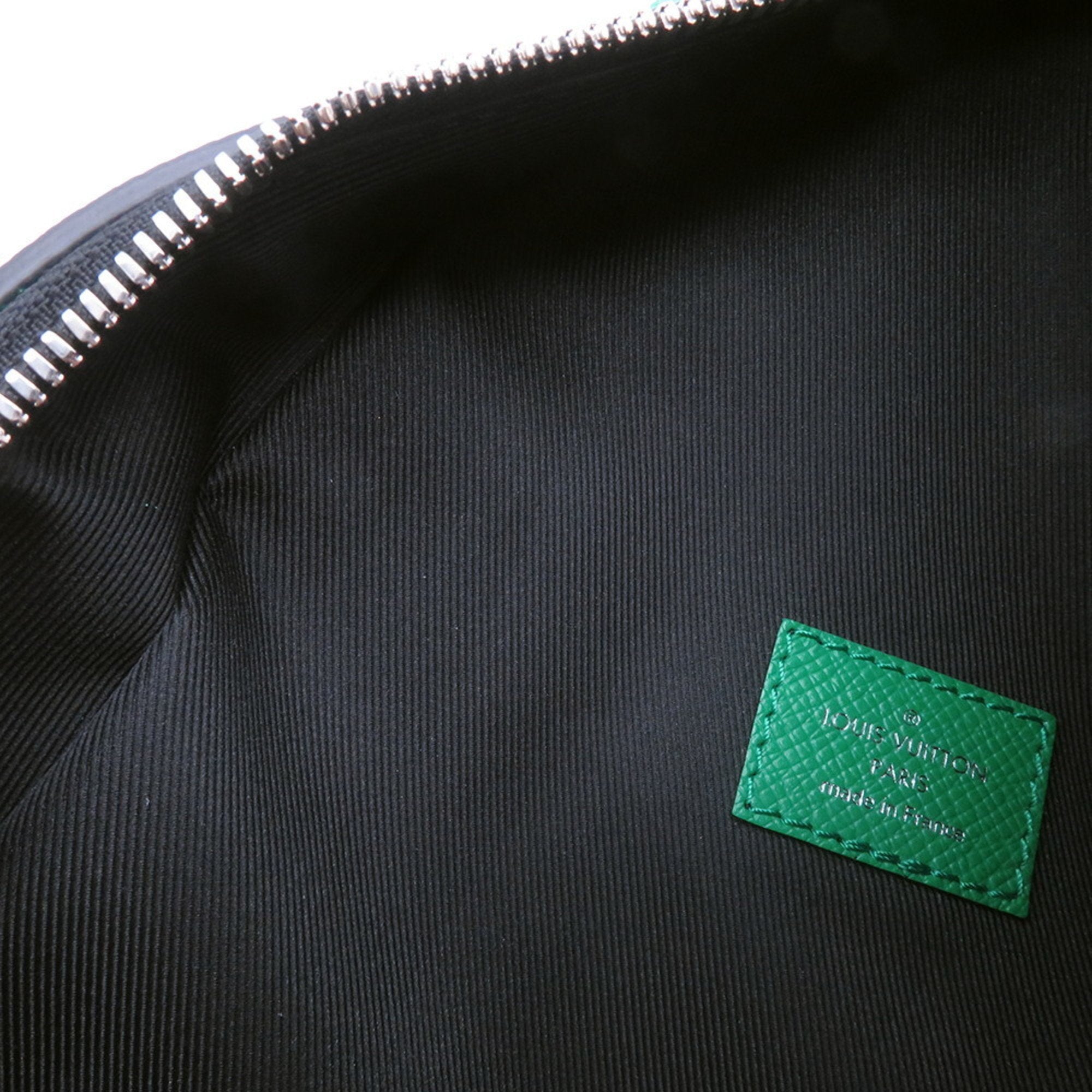 Louis Vuitton Monogram Silver Monogram Taiga Leather Sling Bag (Pre-Owned)