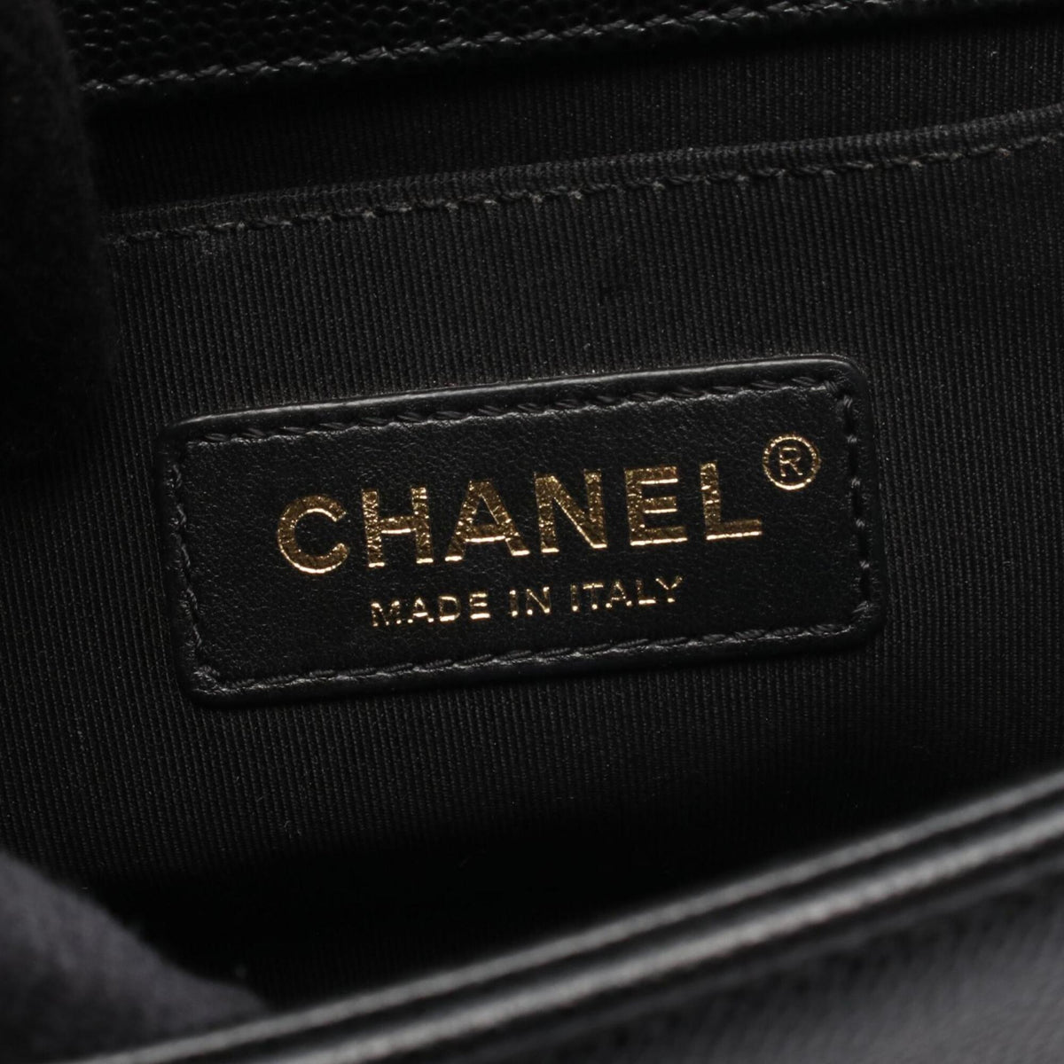 Chanel Black Grained Calfskin Handbag Shoulder Bag (Pre-Owned)