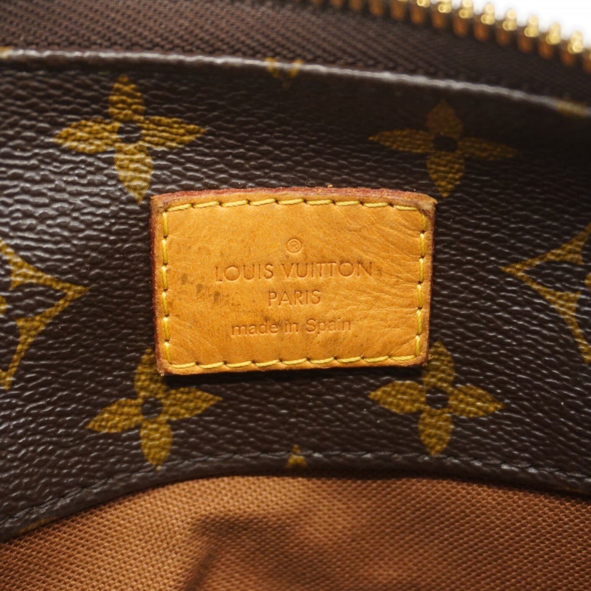 Louis Vuitton Brown Handbag (Pre-Owned)