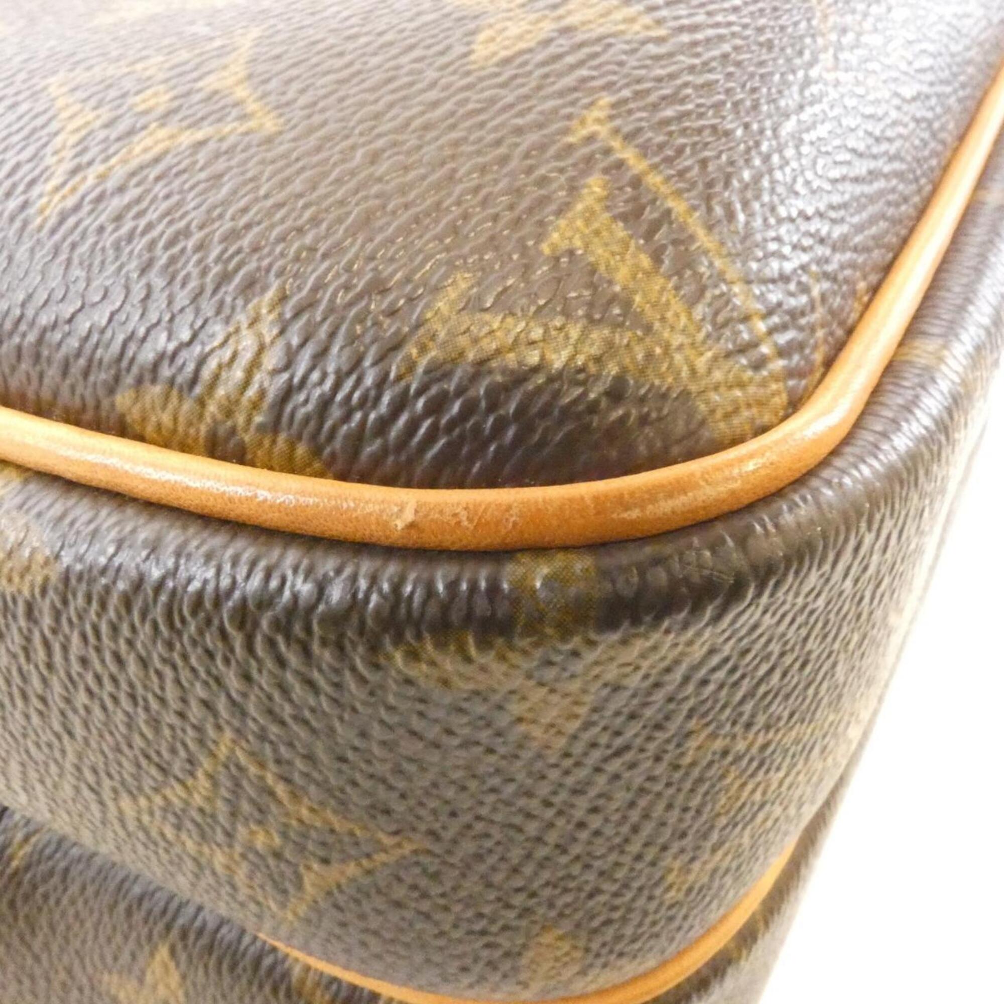 Louis Vuitton Brown Coated Canvas Shoulder Bag (Pre-Owned)