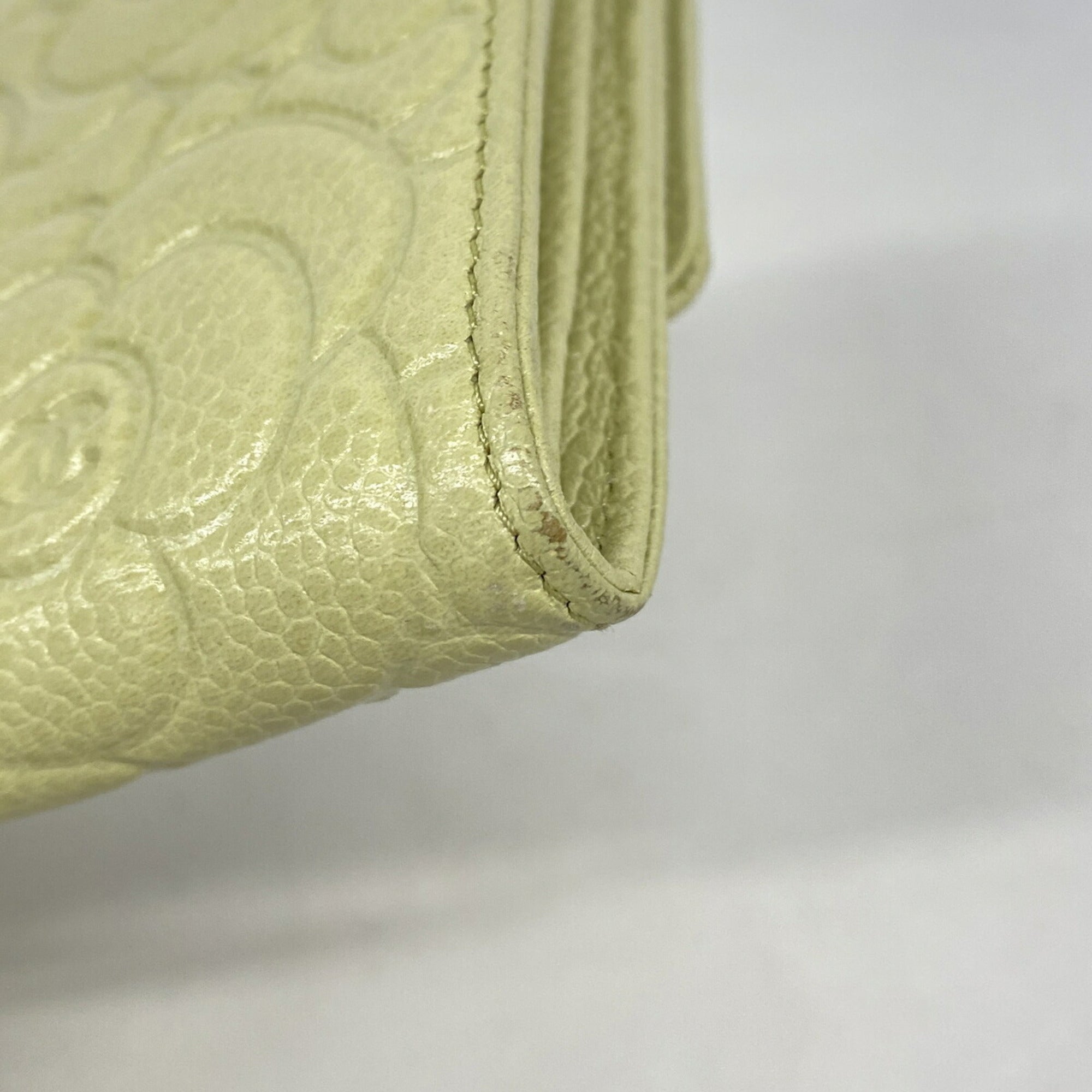 Chanel Green Grained Calfskin Long Wallet (Bi-Fold) (Pre-Owned)