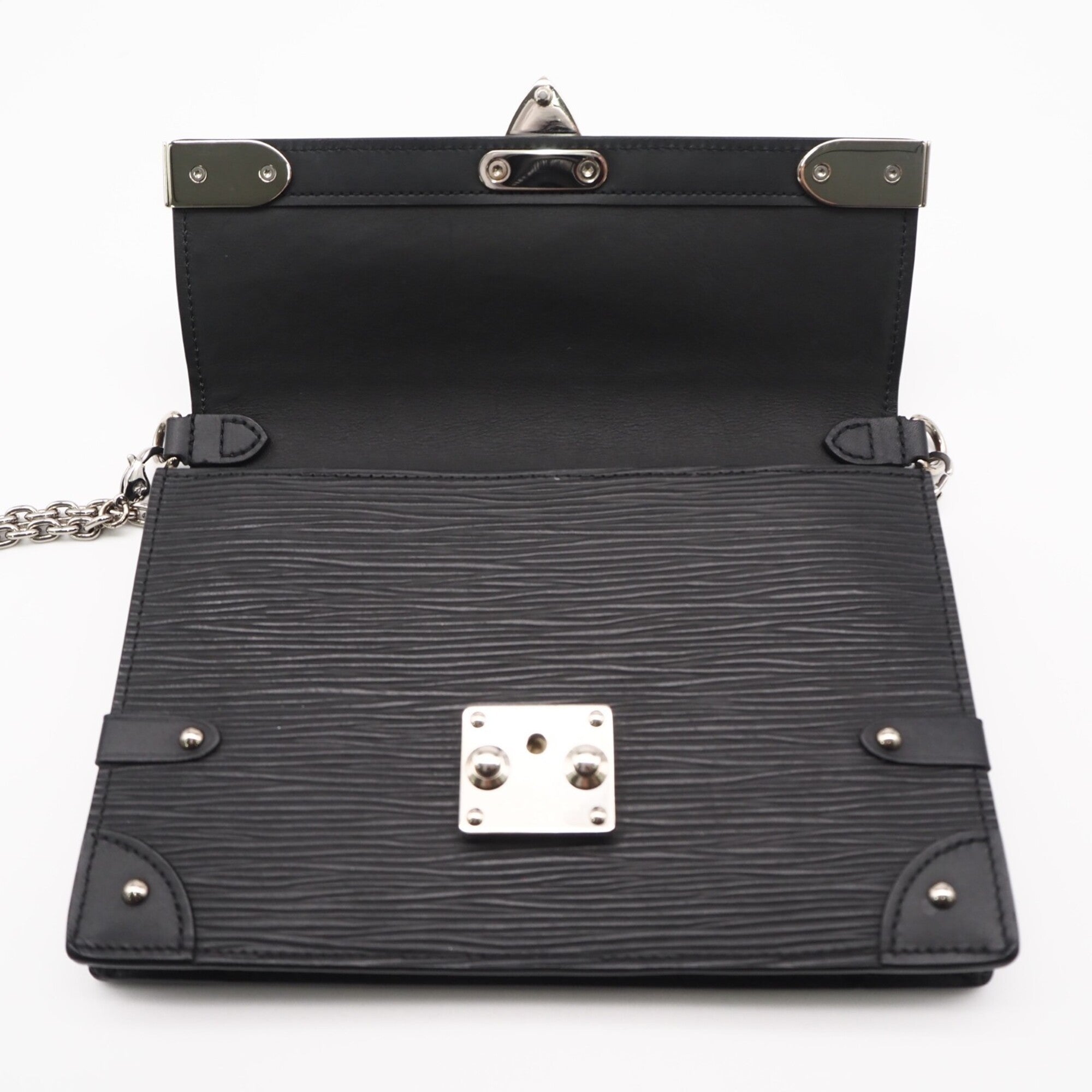 Louis Vuitton Black Shoulder Bag (Pre-Owned)