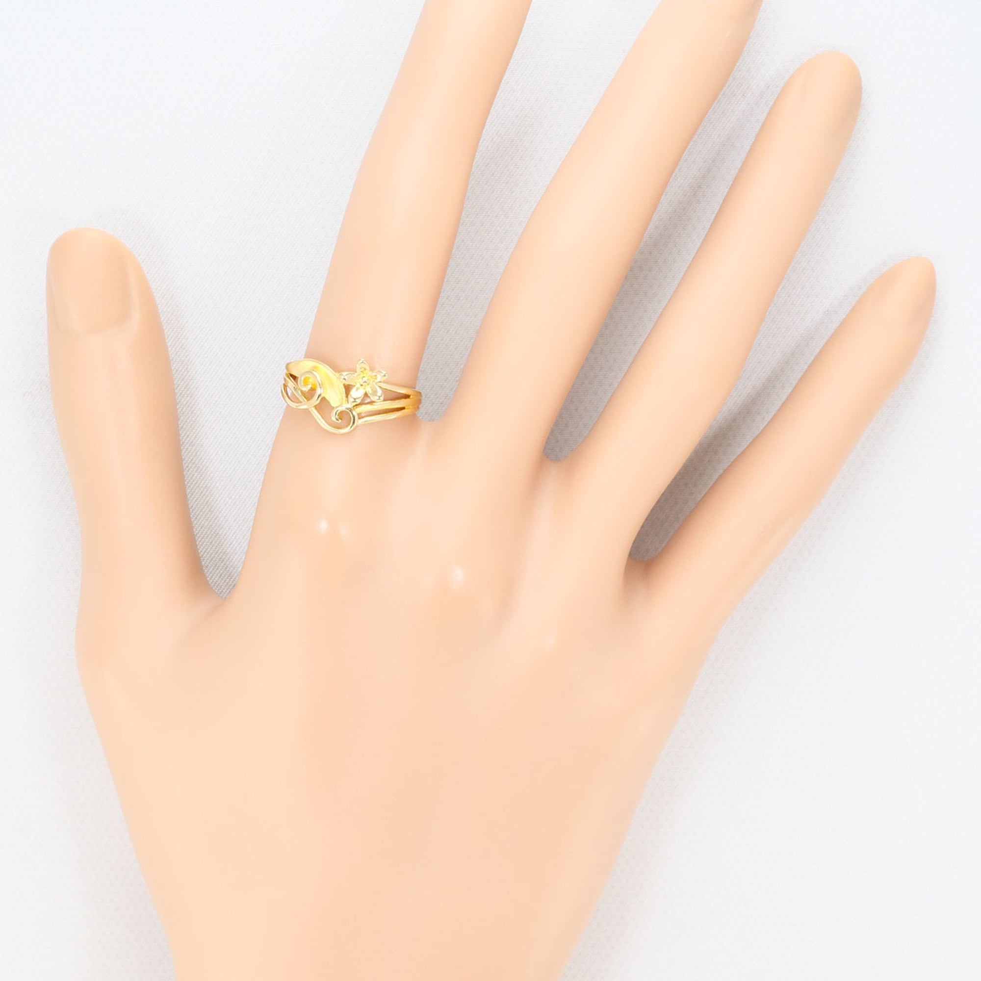 Unbranded Yellow Gold Yellow Gold (18K) Band Ring (Pre-Owned)