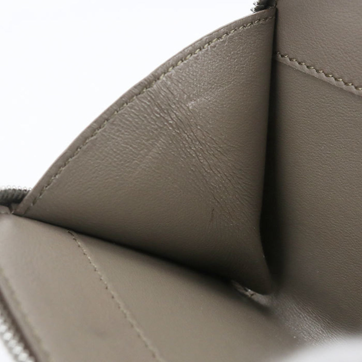 Fendi Gray Leather Wallet (Bi-Fold) (Pre-Owned)