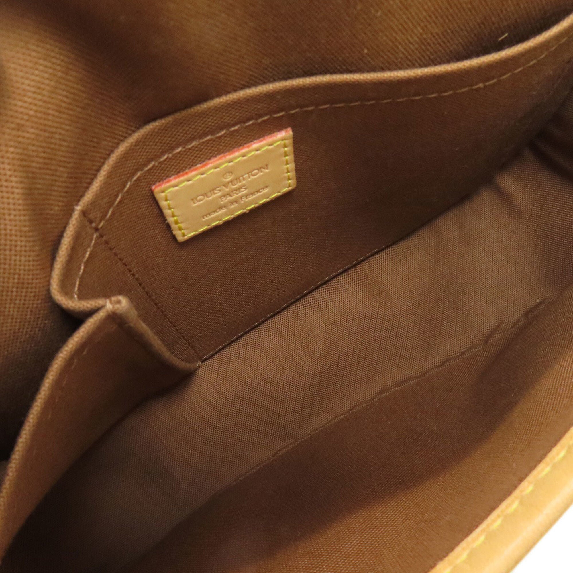 Louis Vuitton Brown Monogram Monogram Canvas Shoulder Bag (Pre-Owned)