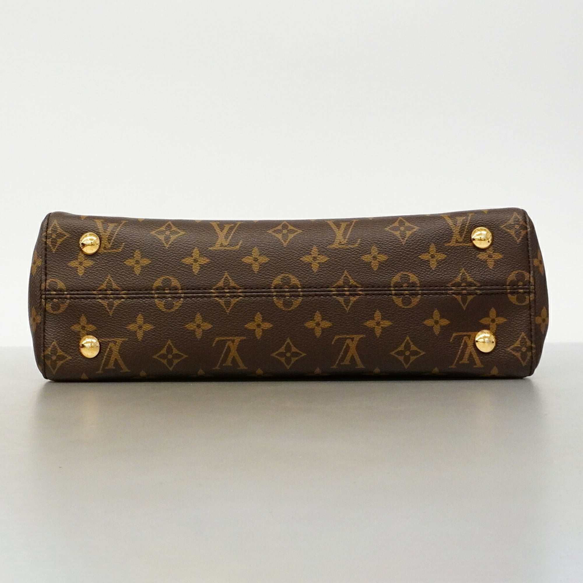 Louis Vuitton Cerise Handbag (Pre-Owned)