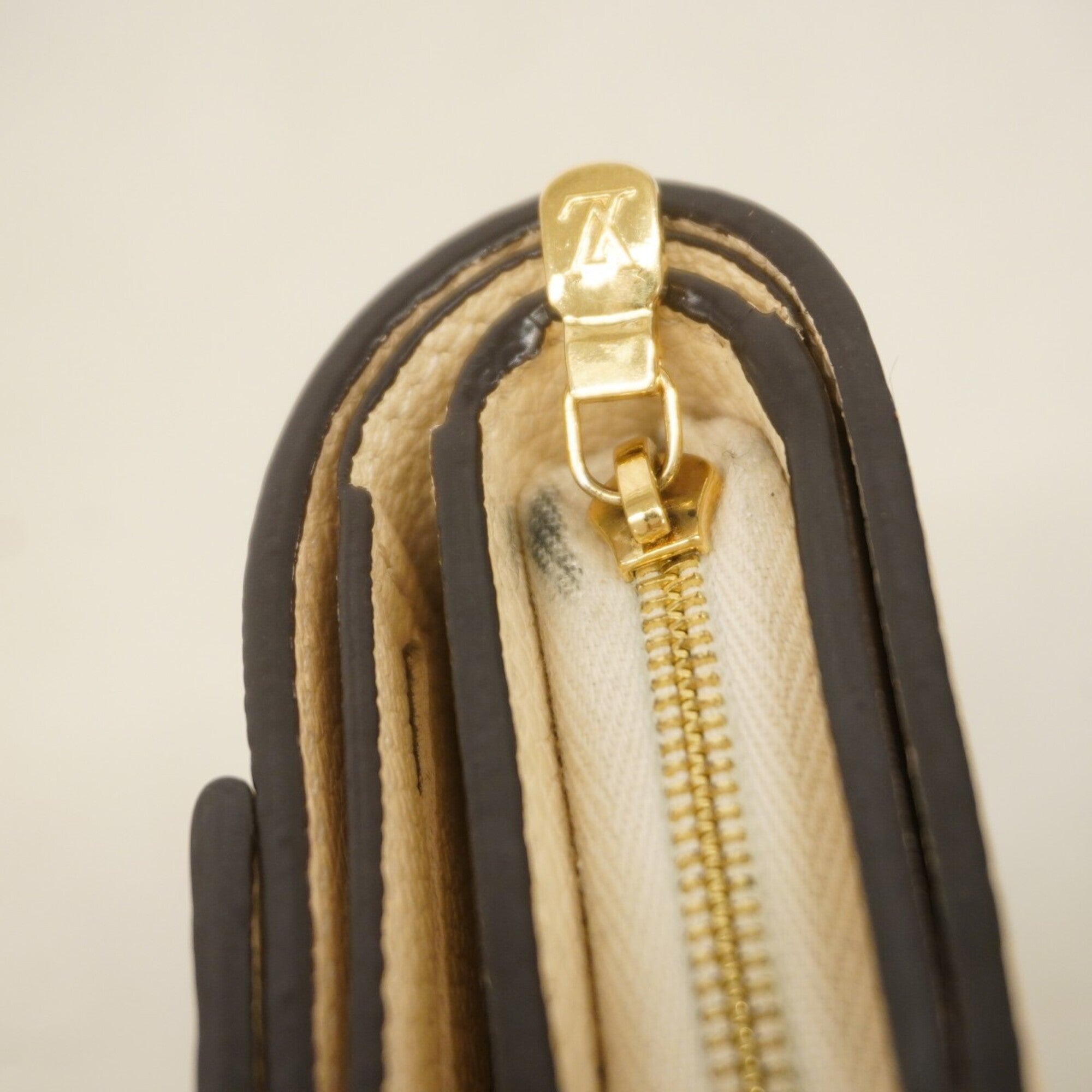 Louis Vuitton Cream Wallet (Tri-Fold) (Pre-Owned)