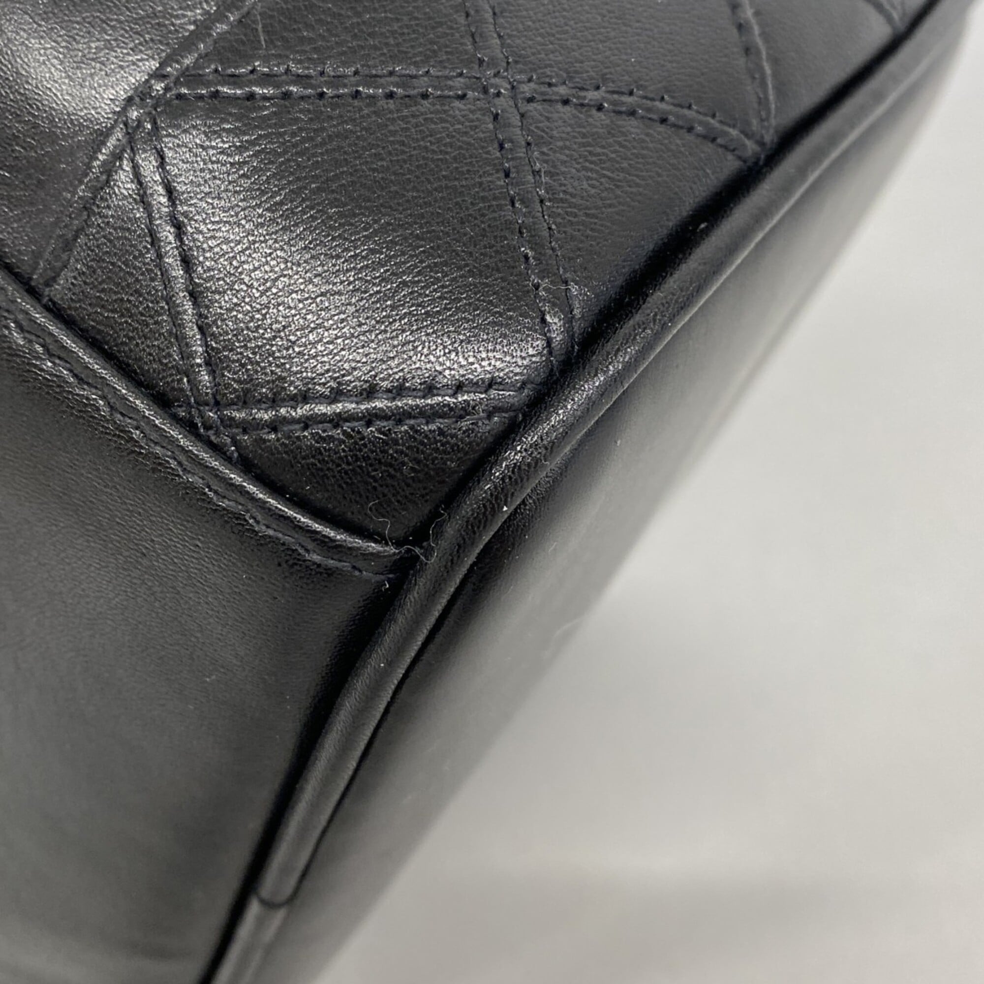 Chanel Black Leather Vanity Bag (Pre-Owned)