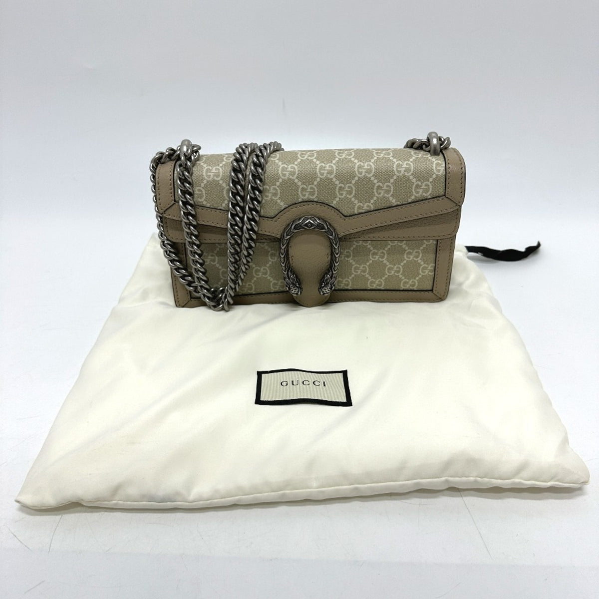 Gucci Beige Gg Supreme Shoulder Bag (Pre-Owned)