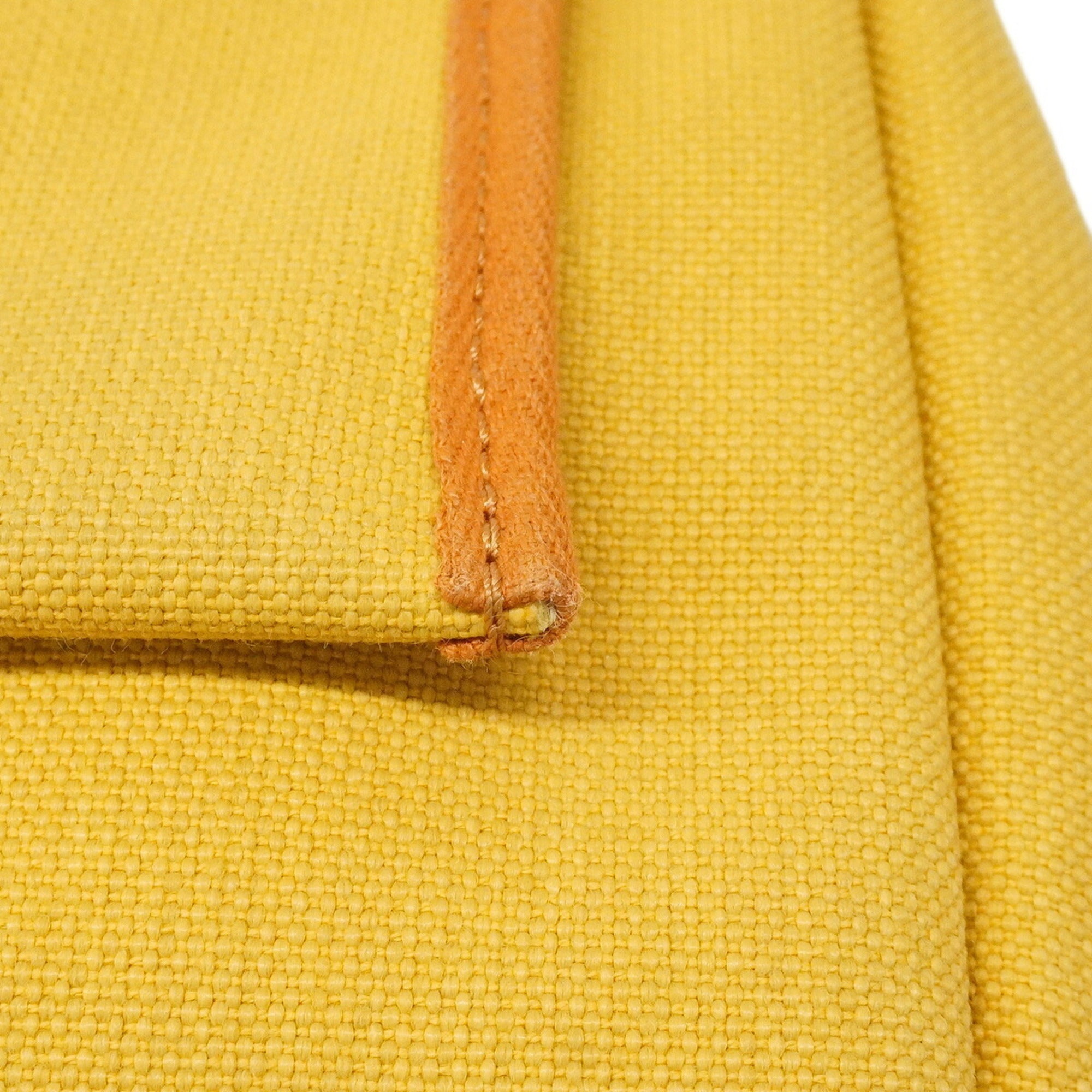 Hermes Natural Handbag (Pre-Owned)