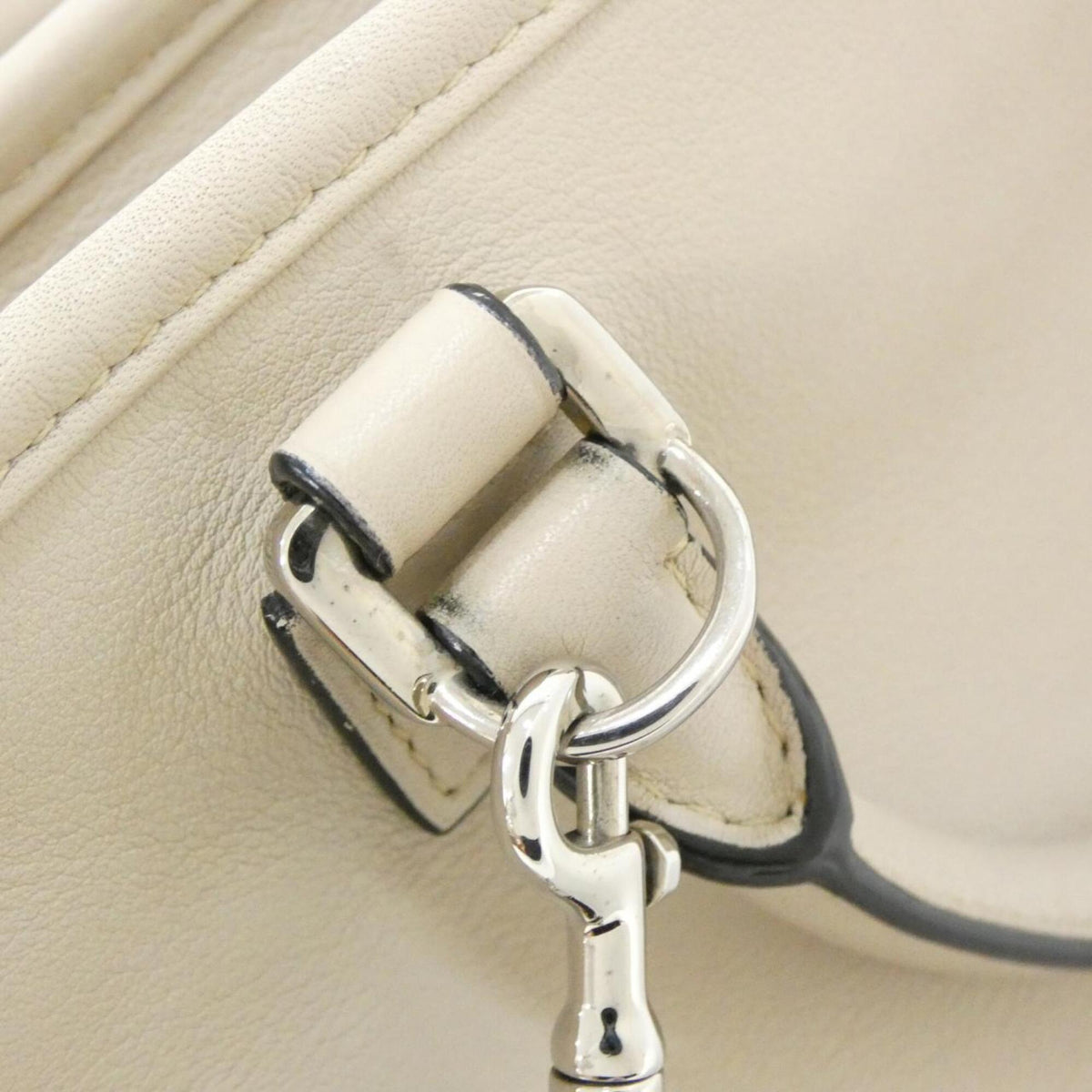 Loewe Amazona Light Beige Leather Handbag (Pre-Owned)