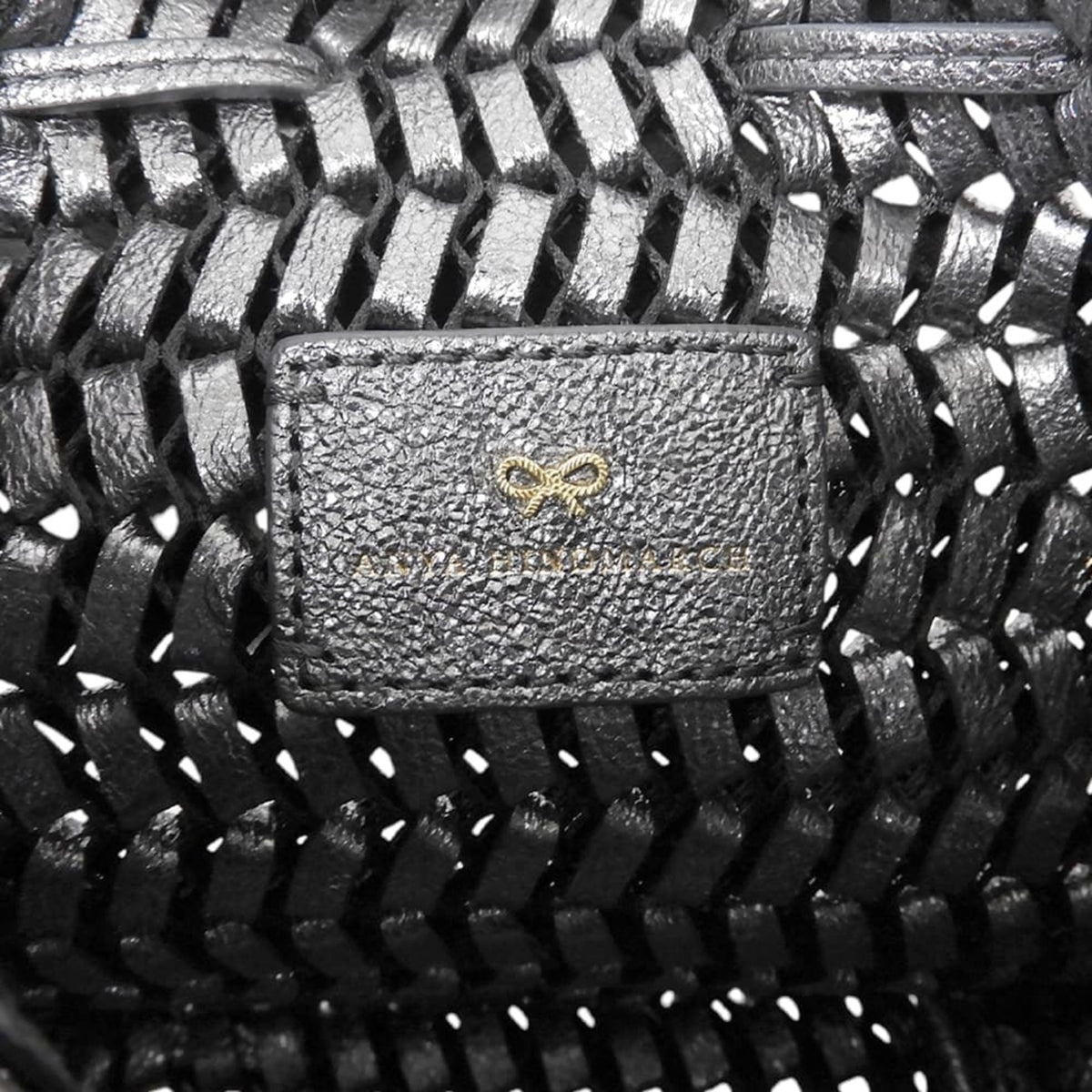 Anya Hindmarch Metallic Gray Leather Shoulder Bag (Pre-Owned)