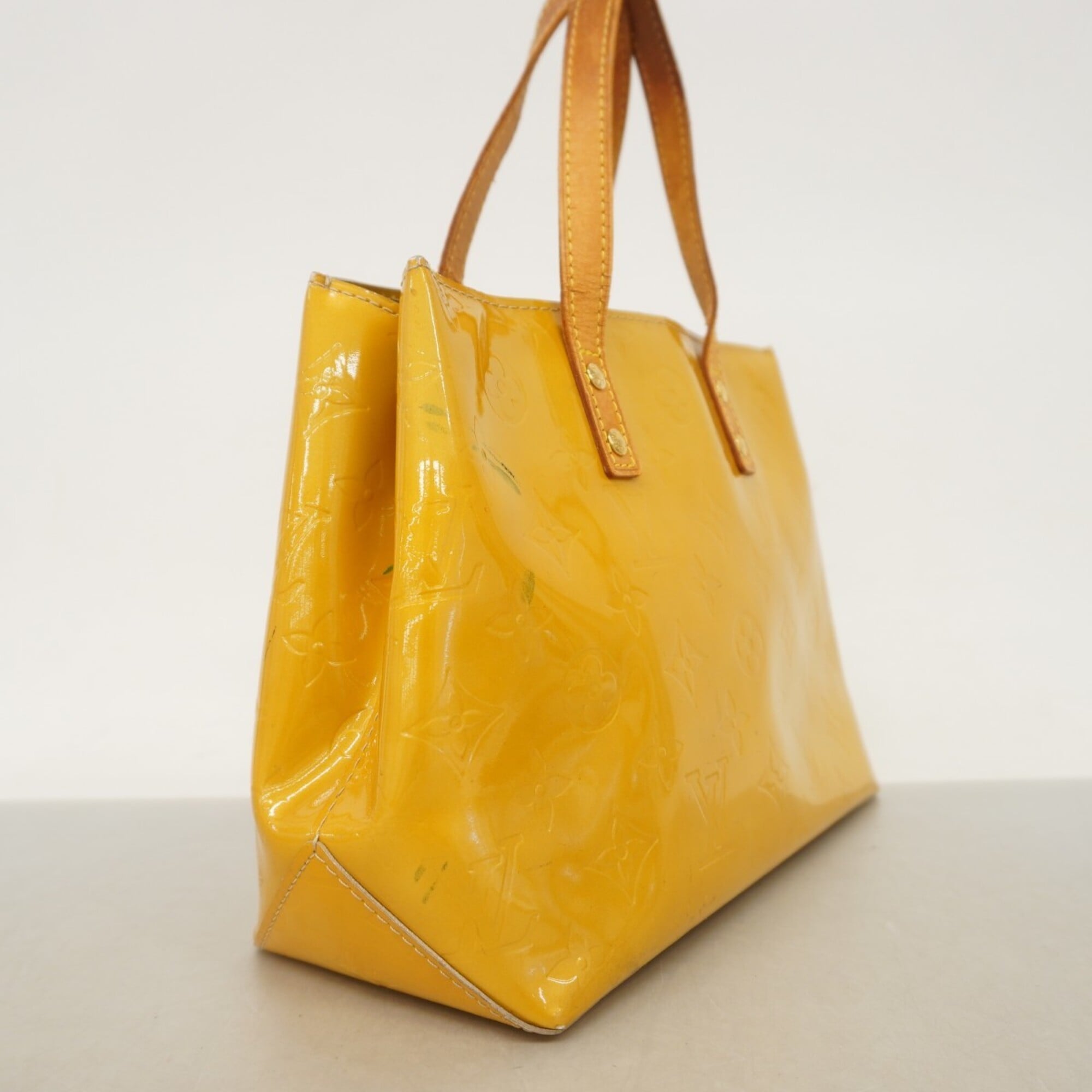 Louis Vuitton Beige Handbag (Pre-Owned)