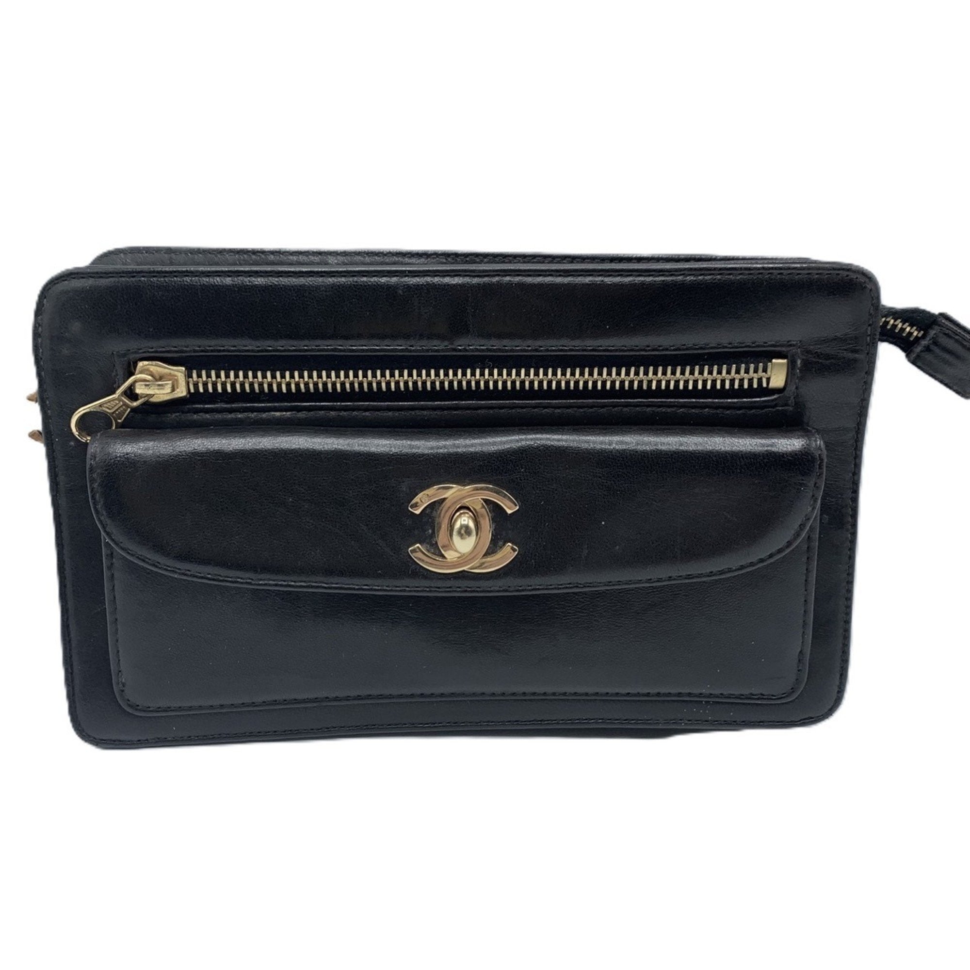 Chanel Black Leather Clutch Bag Pochette (Pre-Owned)