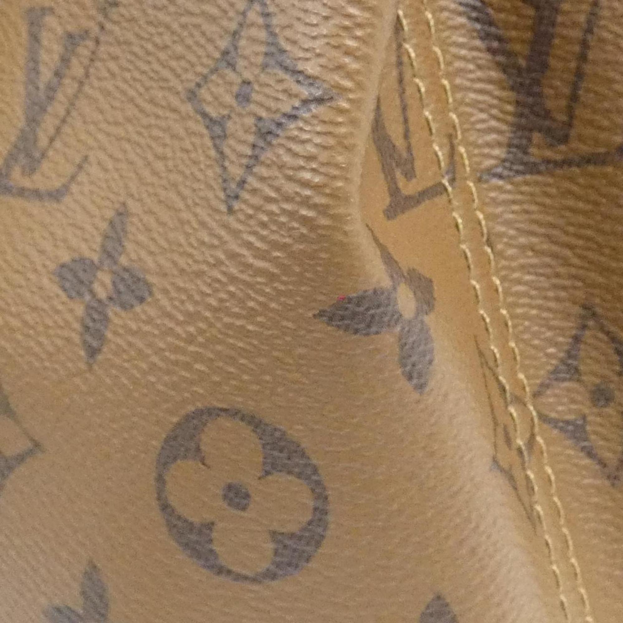 Louis Vuitton Marron Coated Canvas Shoulder Bag (Pre-Owned)