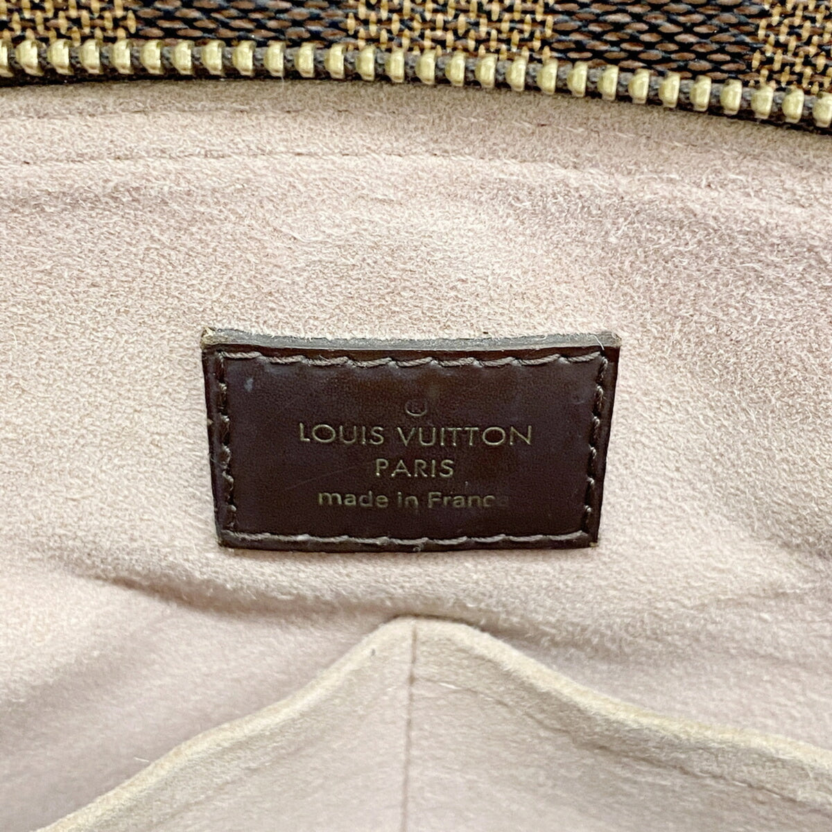Louis Vuitton Ebene Magnolia Handbag (Pre-Owned)