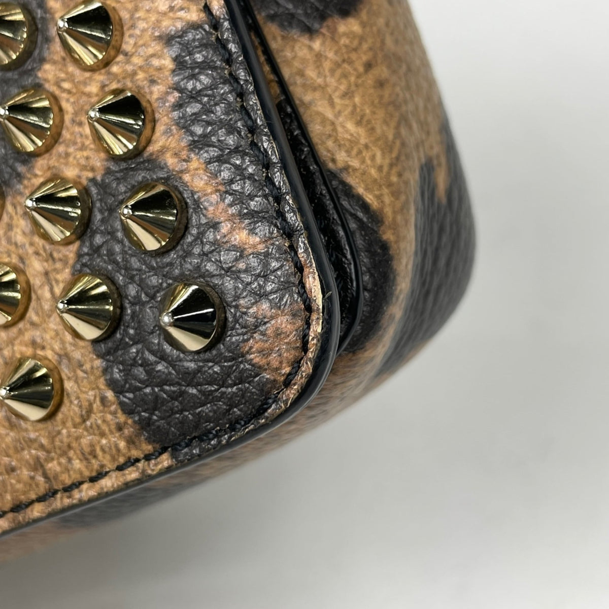 Christian Louboutin Black Brown Leather Shoulder Bag (Pre-Owned)