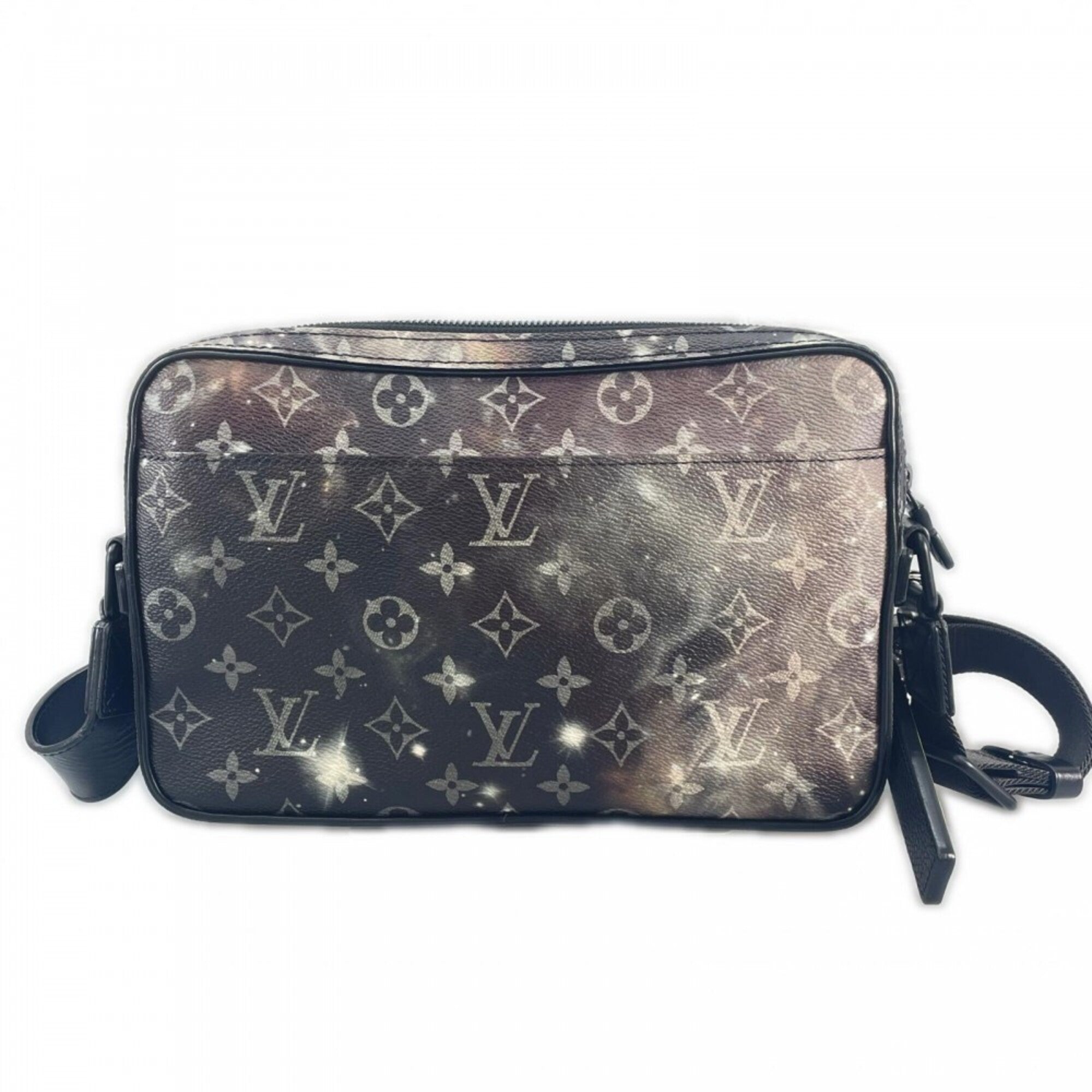 Louis Vuitton Multi-Color Leather Messenger Bag (Pre-Owned)