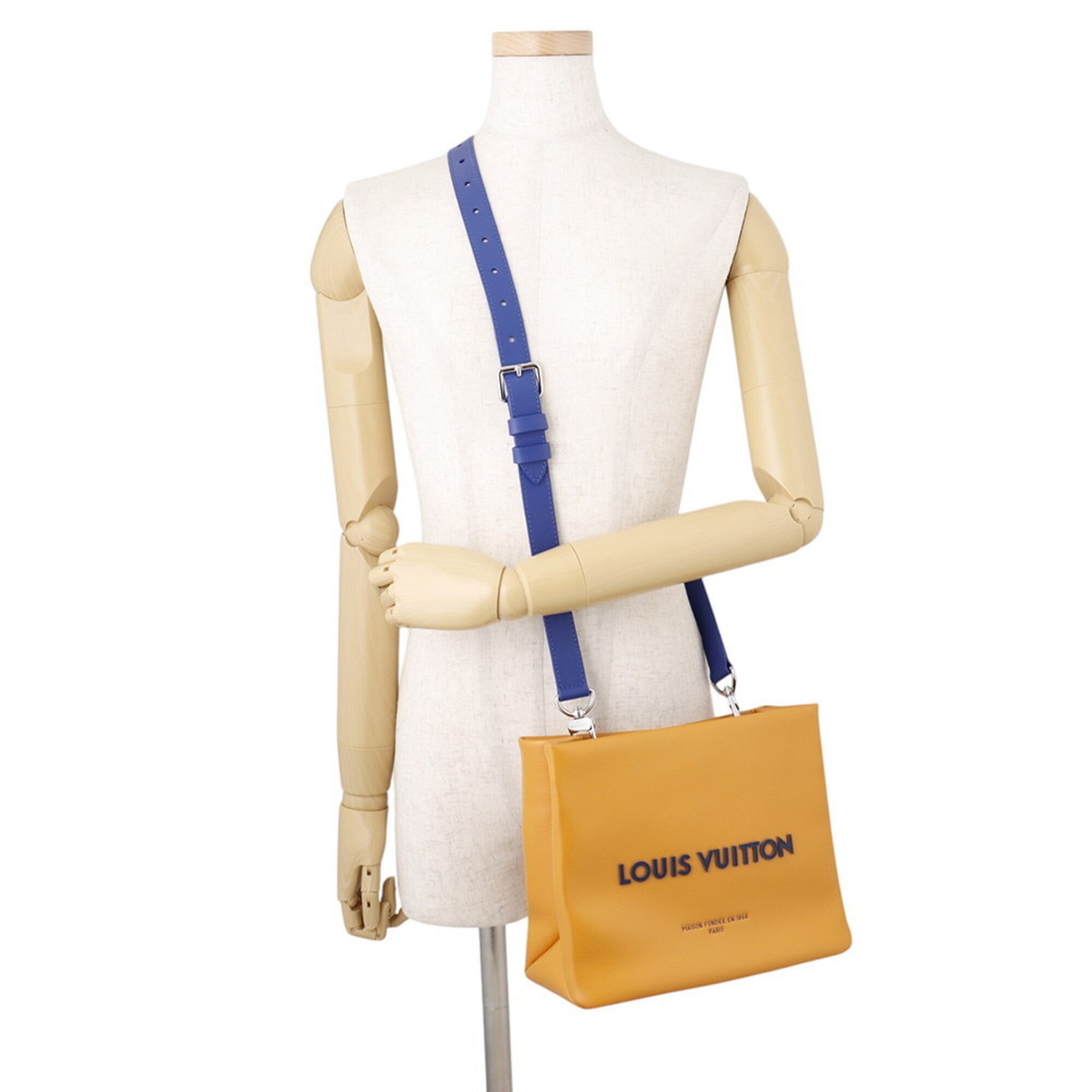 Louis Vuitton Saffron Leather Handbag Tote Bag (Pre-Owned)