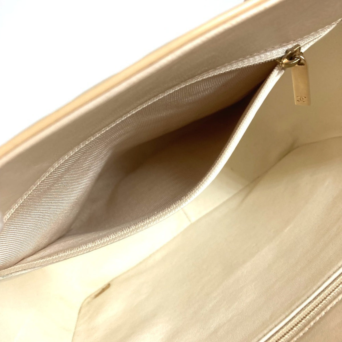 Chanel Beige Handbag Tote Bag (Pre-Owned)