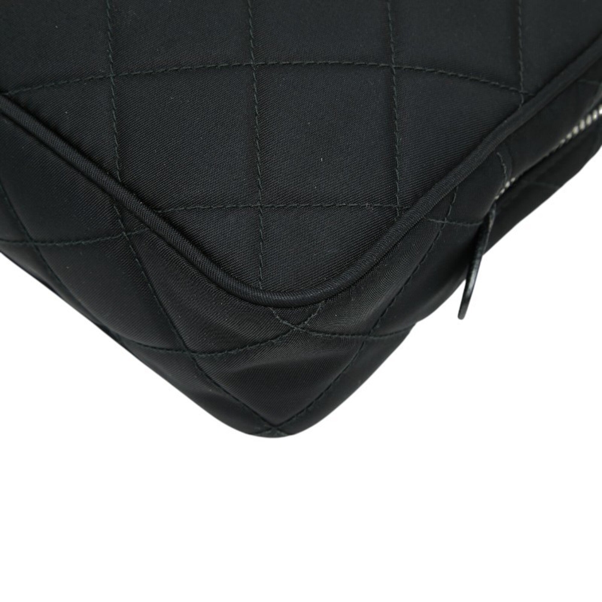 Prada Black Nylon Handbag (Pre-Owned)