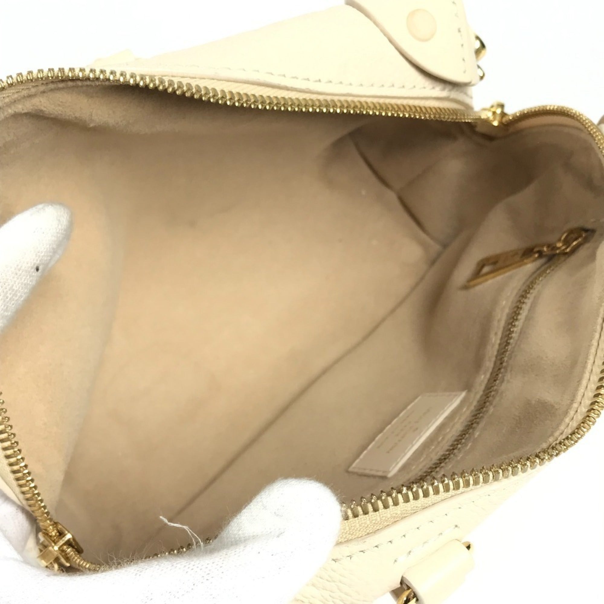 Louis Vuitton White Monogram Empreinte Handbag (Pre-Owned)