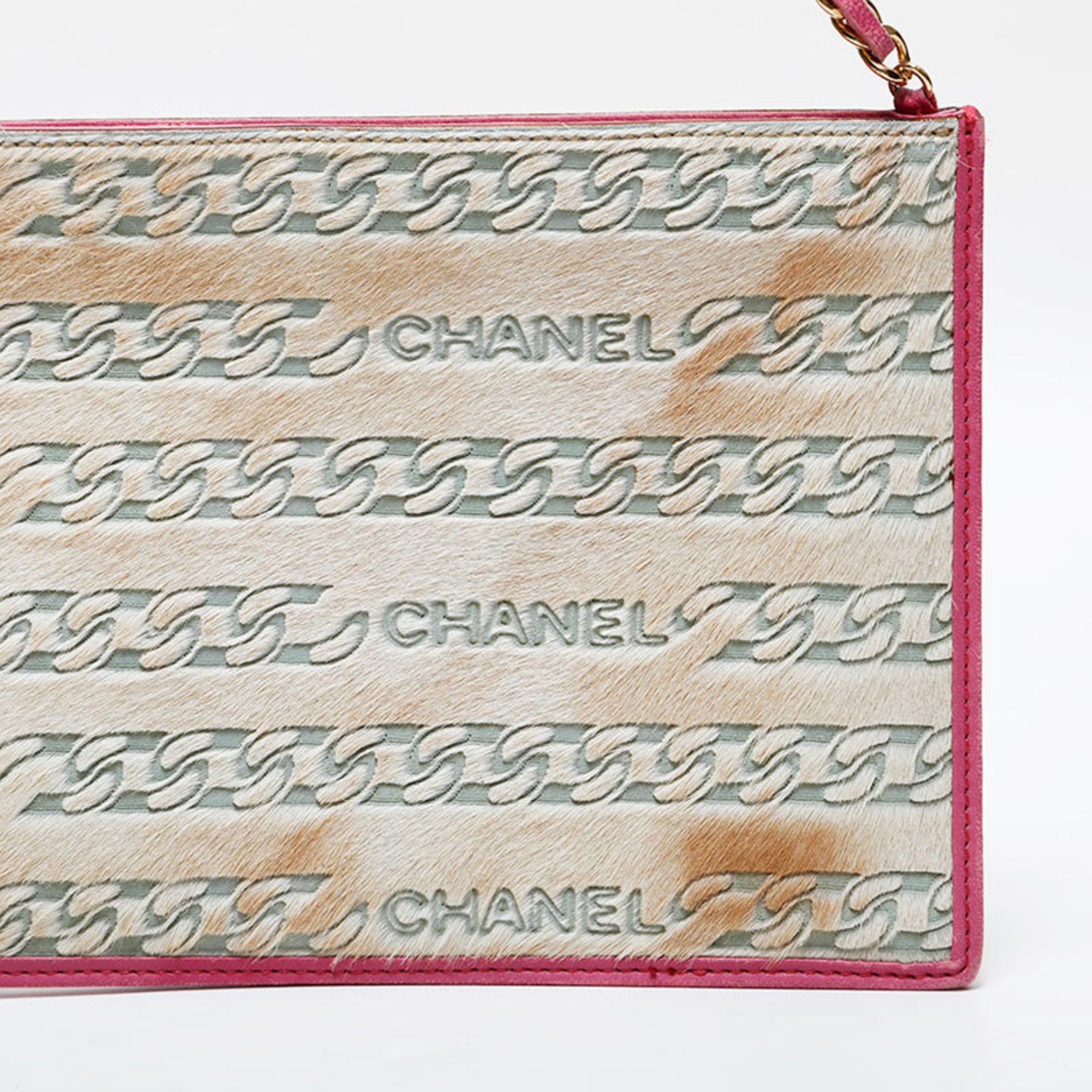 Chanel Beige Leather Shoulder Bag (Pre-Owned)