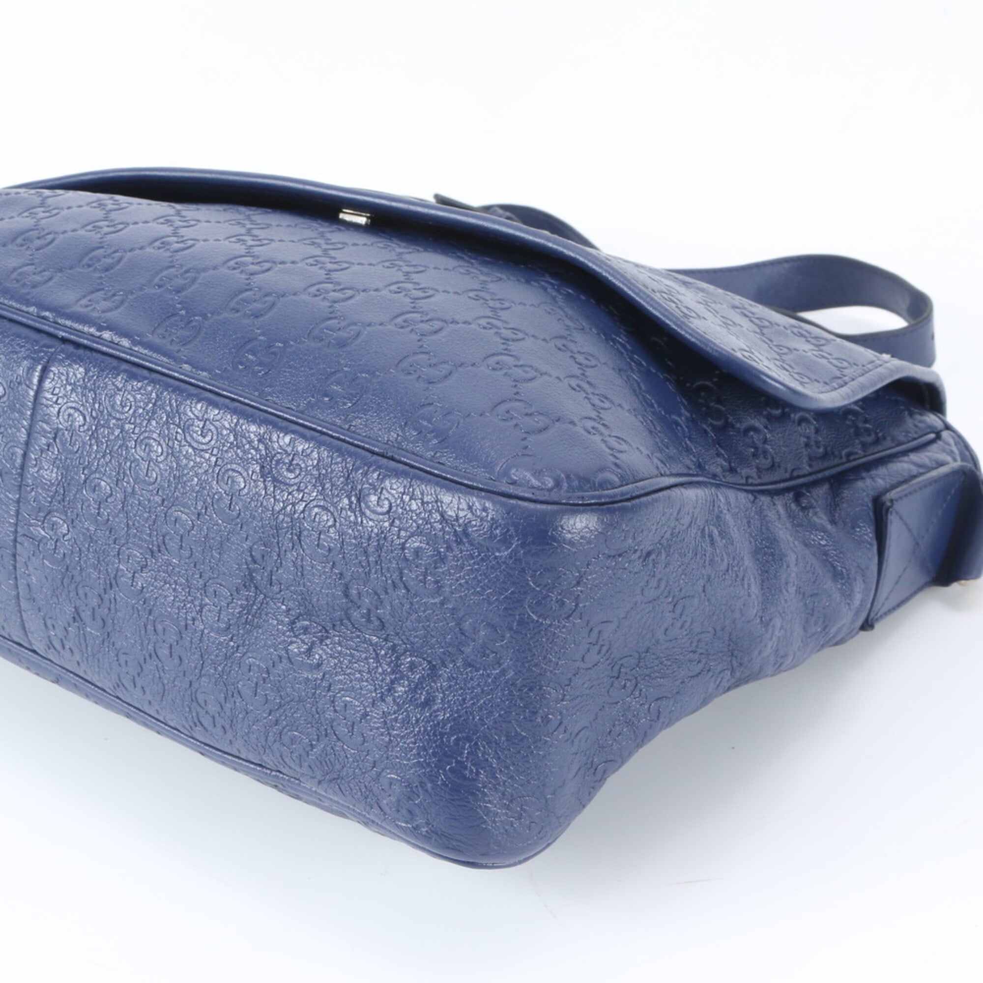 Gucci Guccissima Blue Leather Shoulder Bag (Pre-Owned)