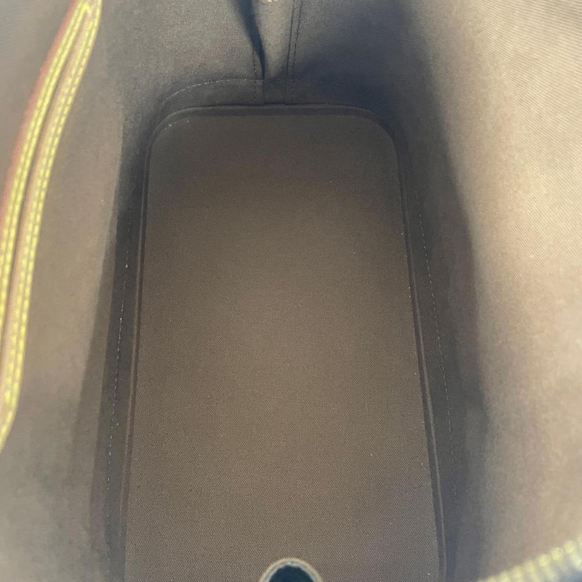 Louis Vuitton Brown Monogram Monogram Handbag (Pre-Owned)