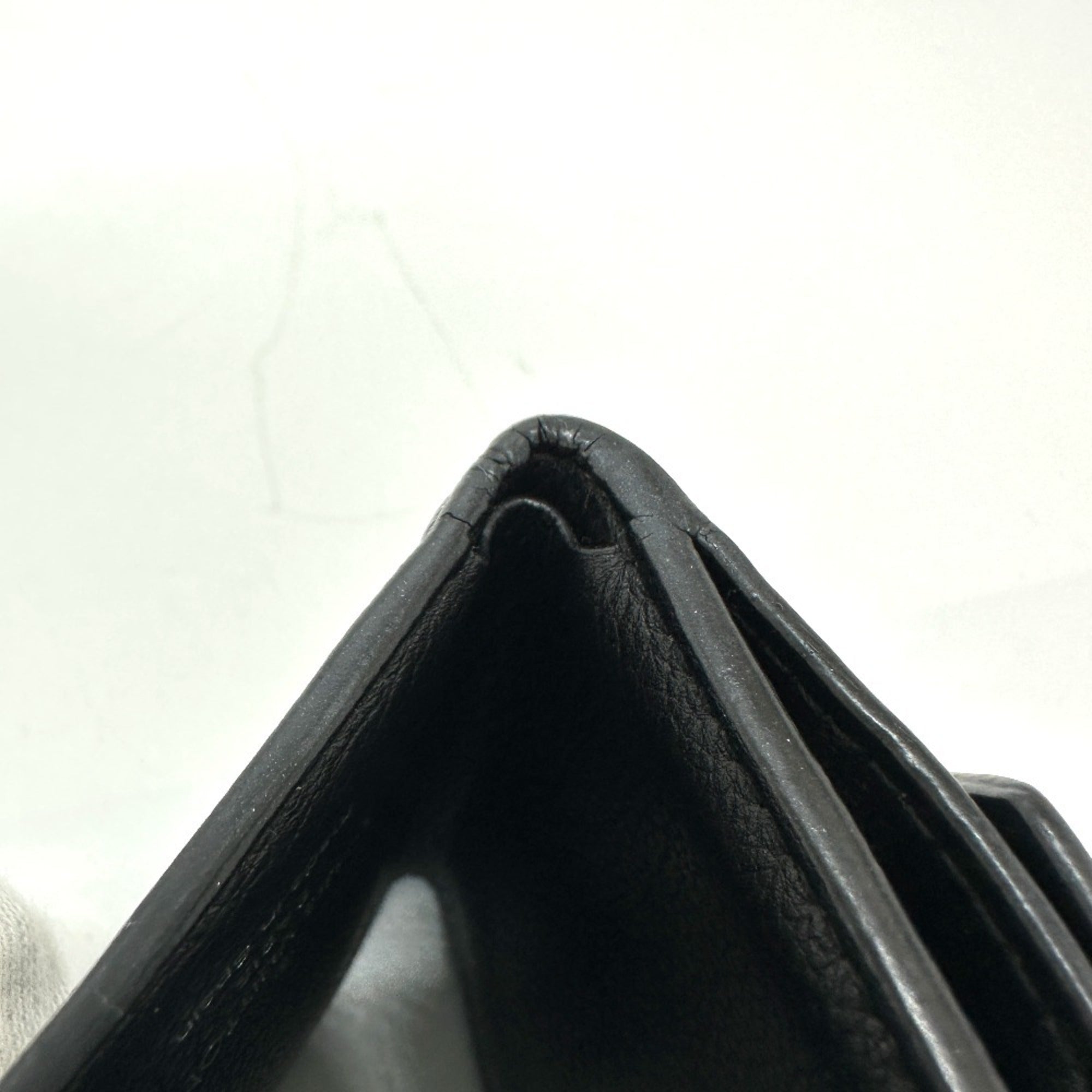 Louis Vuitton Black Leather Wallet (Tri-Fold) (Pre-Owned)