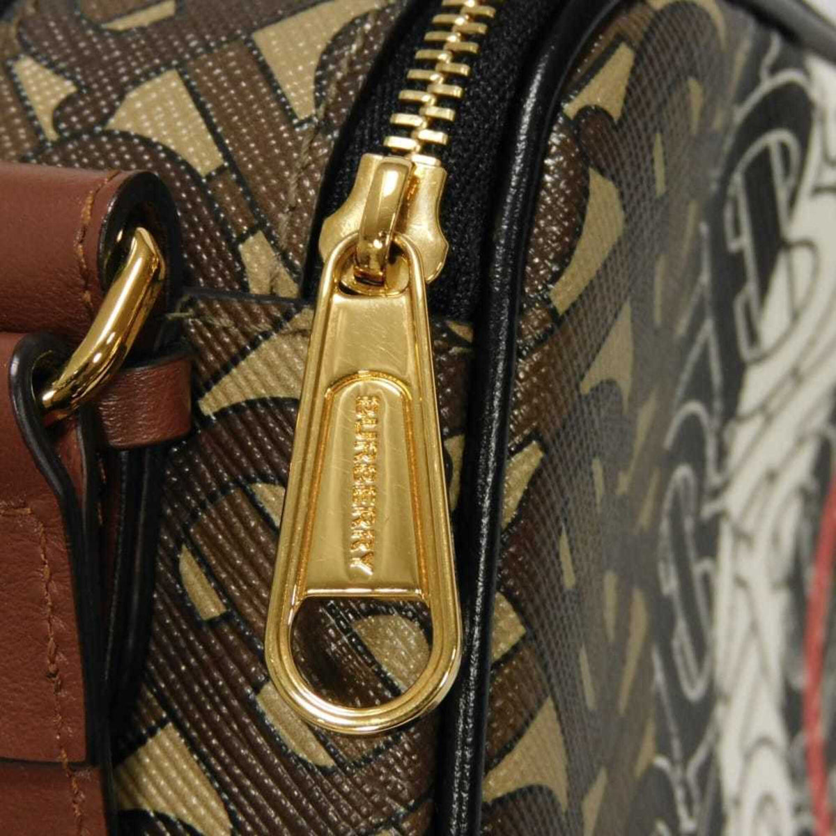 Burberry Brown Canvas Shoulder Bag (Pre-Owned)