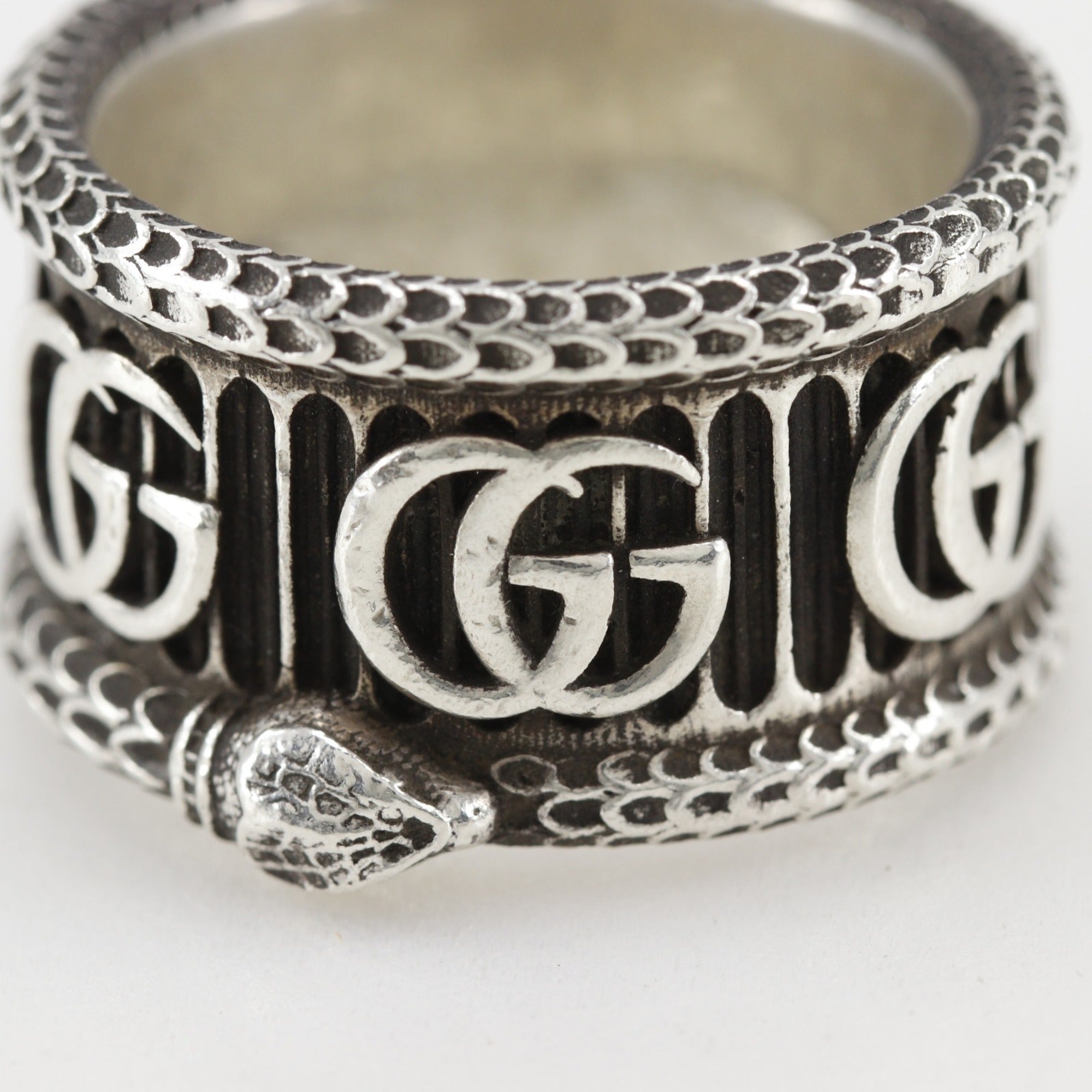 Gucci Silver 925 Band Ring (Pre-Owned)