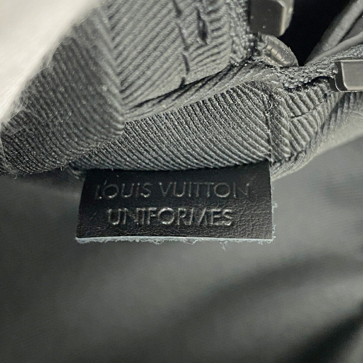 Louis Vuitton Black Sling Bag (Pre-Owned)