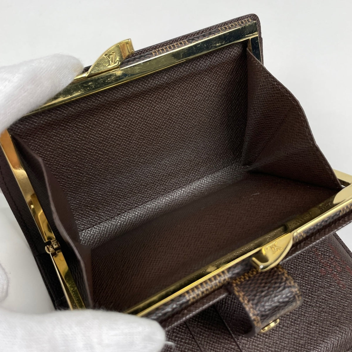 Louis Vuitton Damier Brown Damier Canvas Wallet (Bi-Fold) (Pre-Owned)