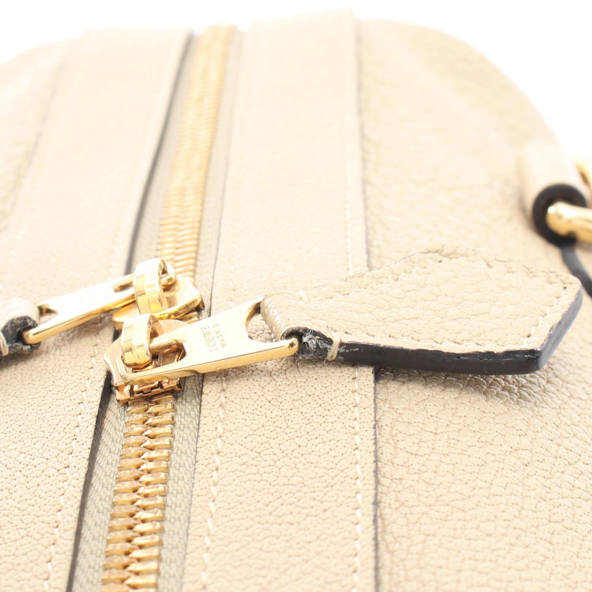 Loewe Beige Leather Handbag (Pre-Owned)
