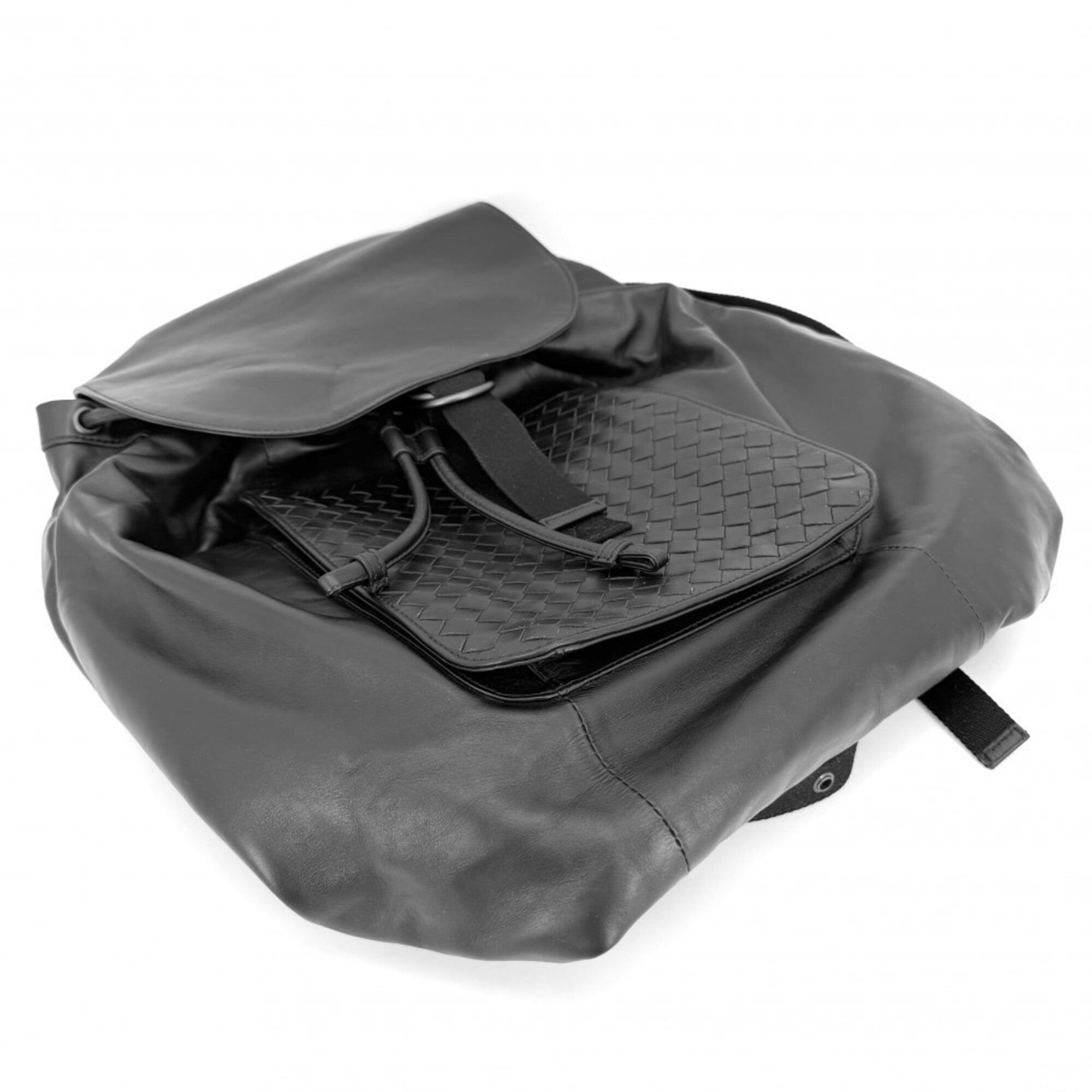 Bottega Veneta Intrecciato Black Leather Backpack (Pre-Owned)